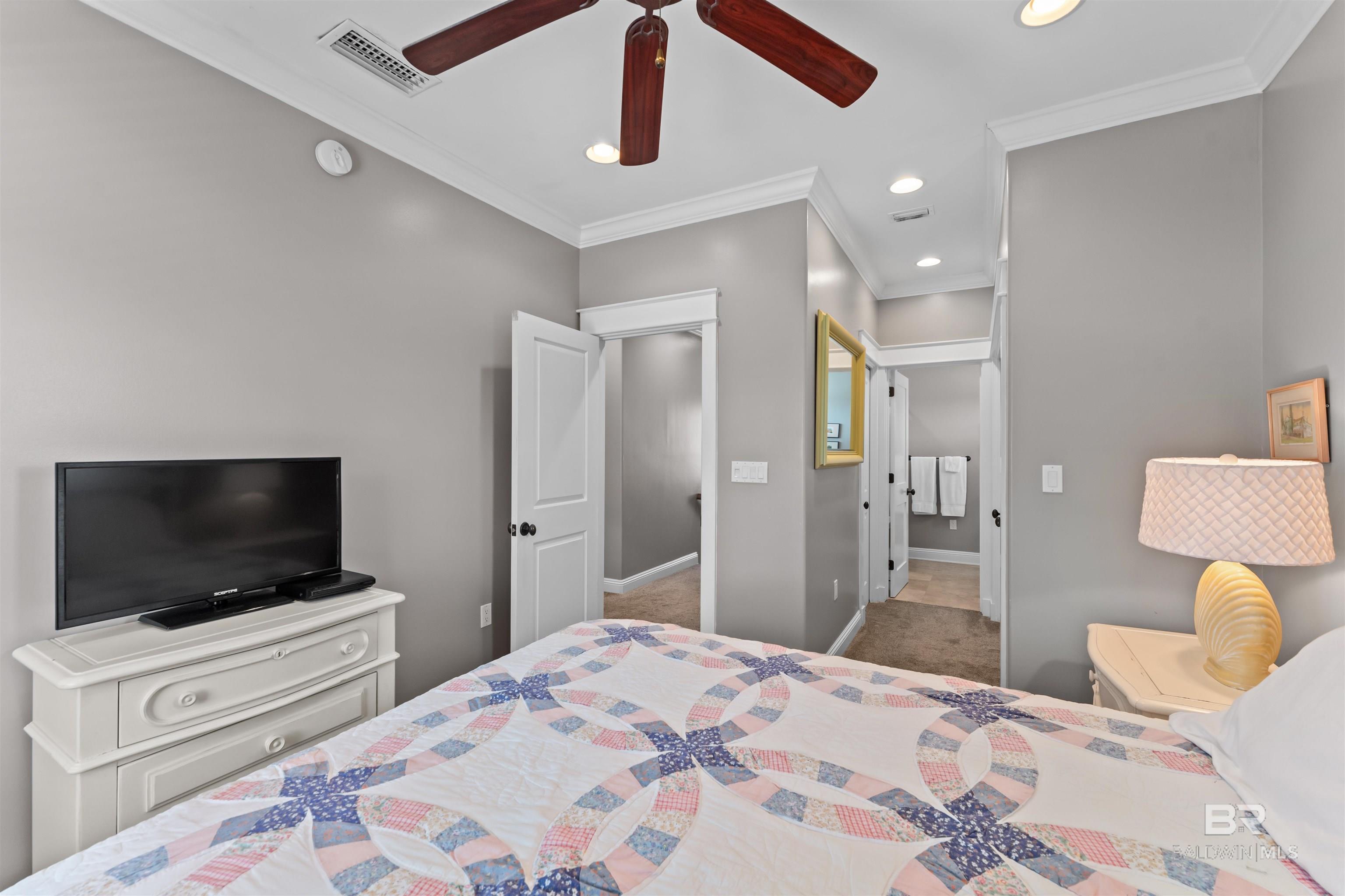 8662 Greenwich Court