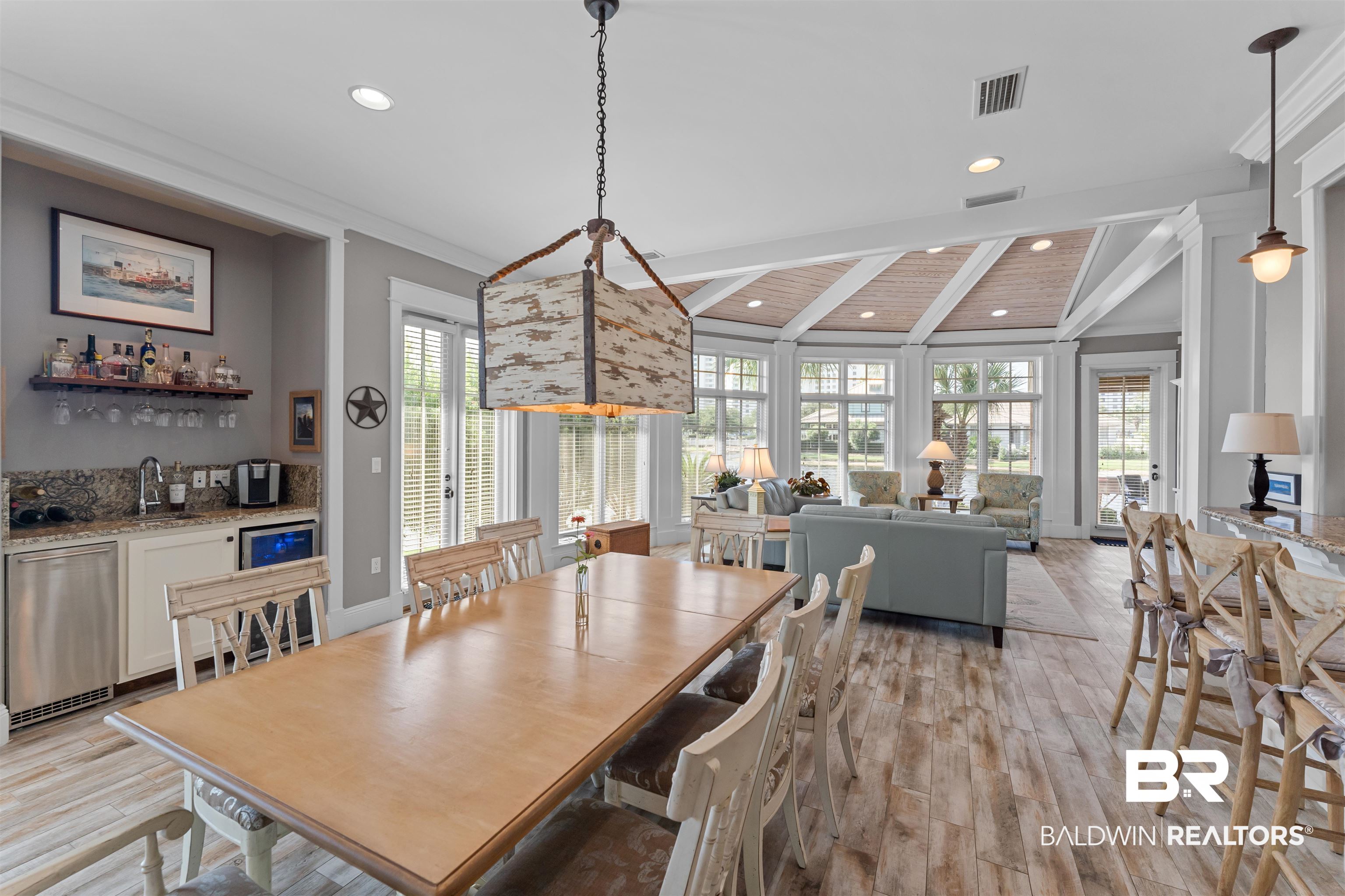 8662 Greenwich Court