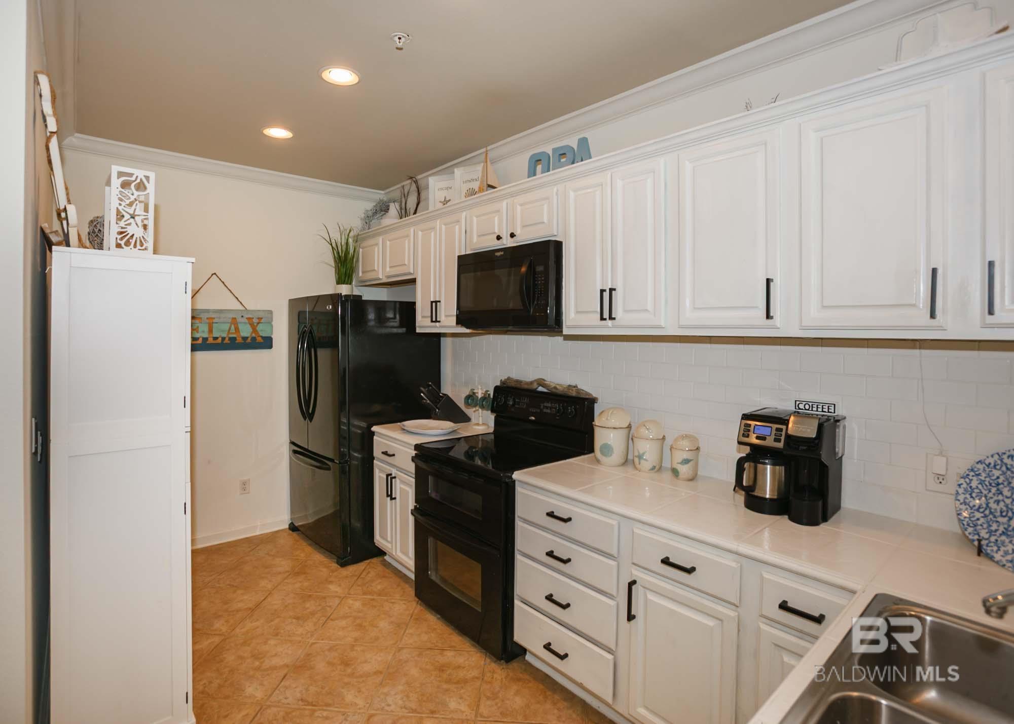 4532 Walker Key Boulevard F19