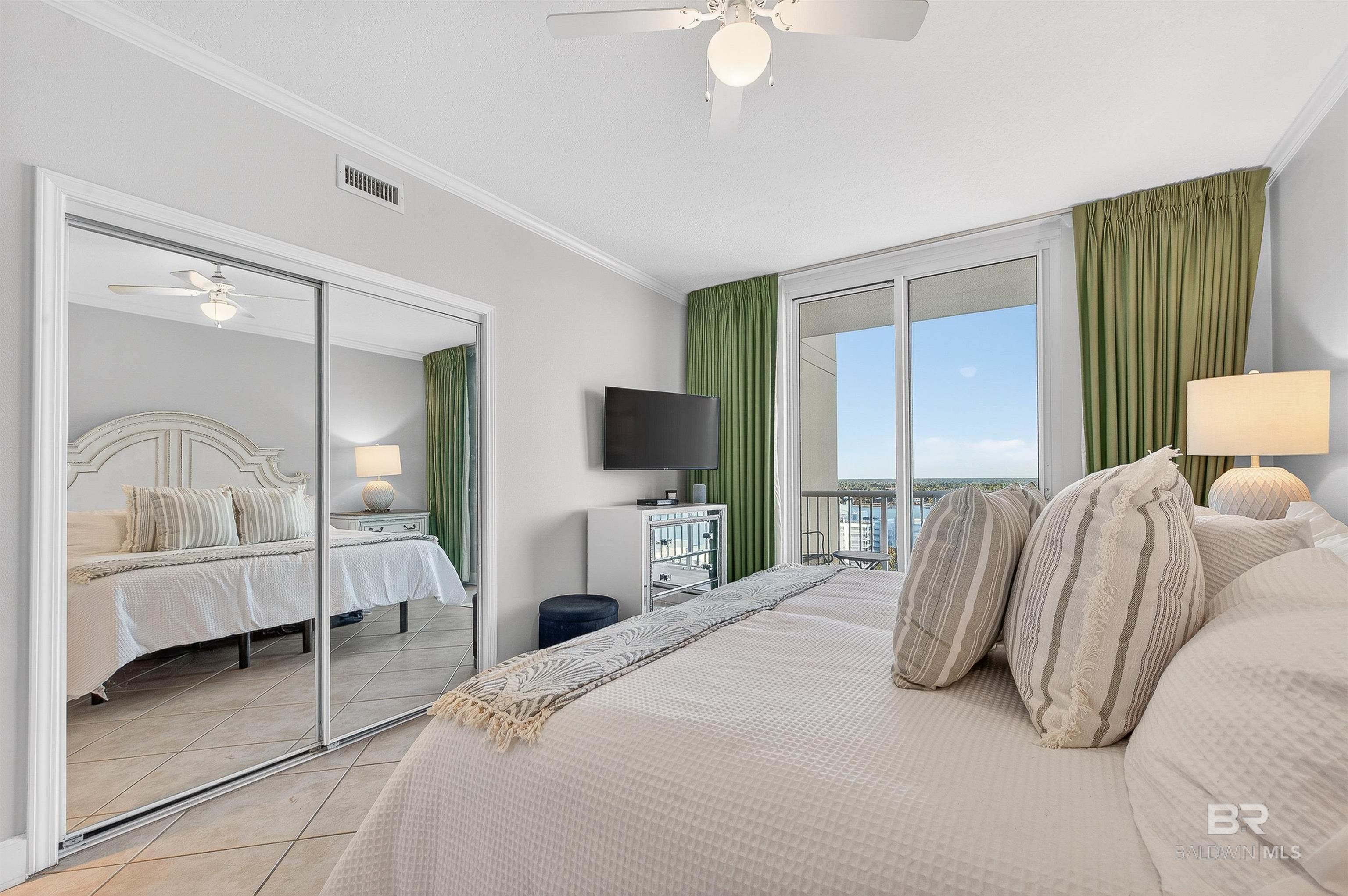 1524 W Beach Boulevard 1407