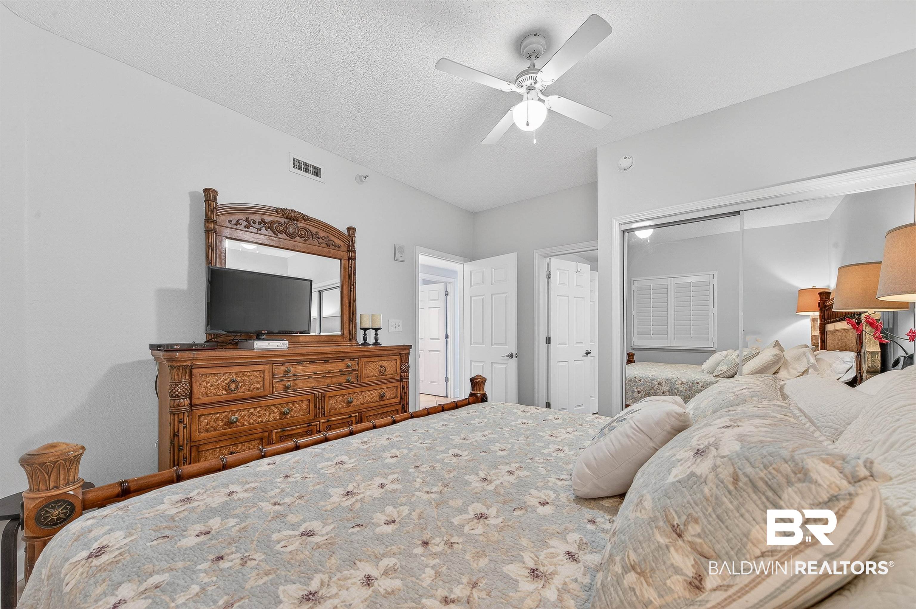 1524 W Beach Boulevard 1407