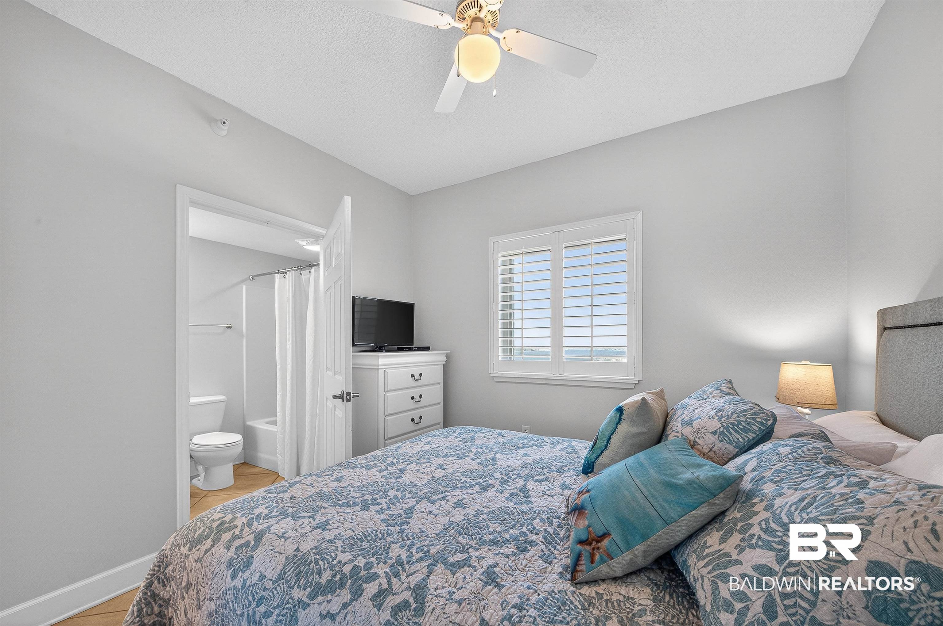 1524 W Beach Boulevard 1407