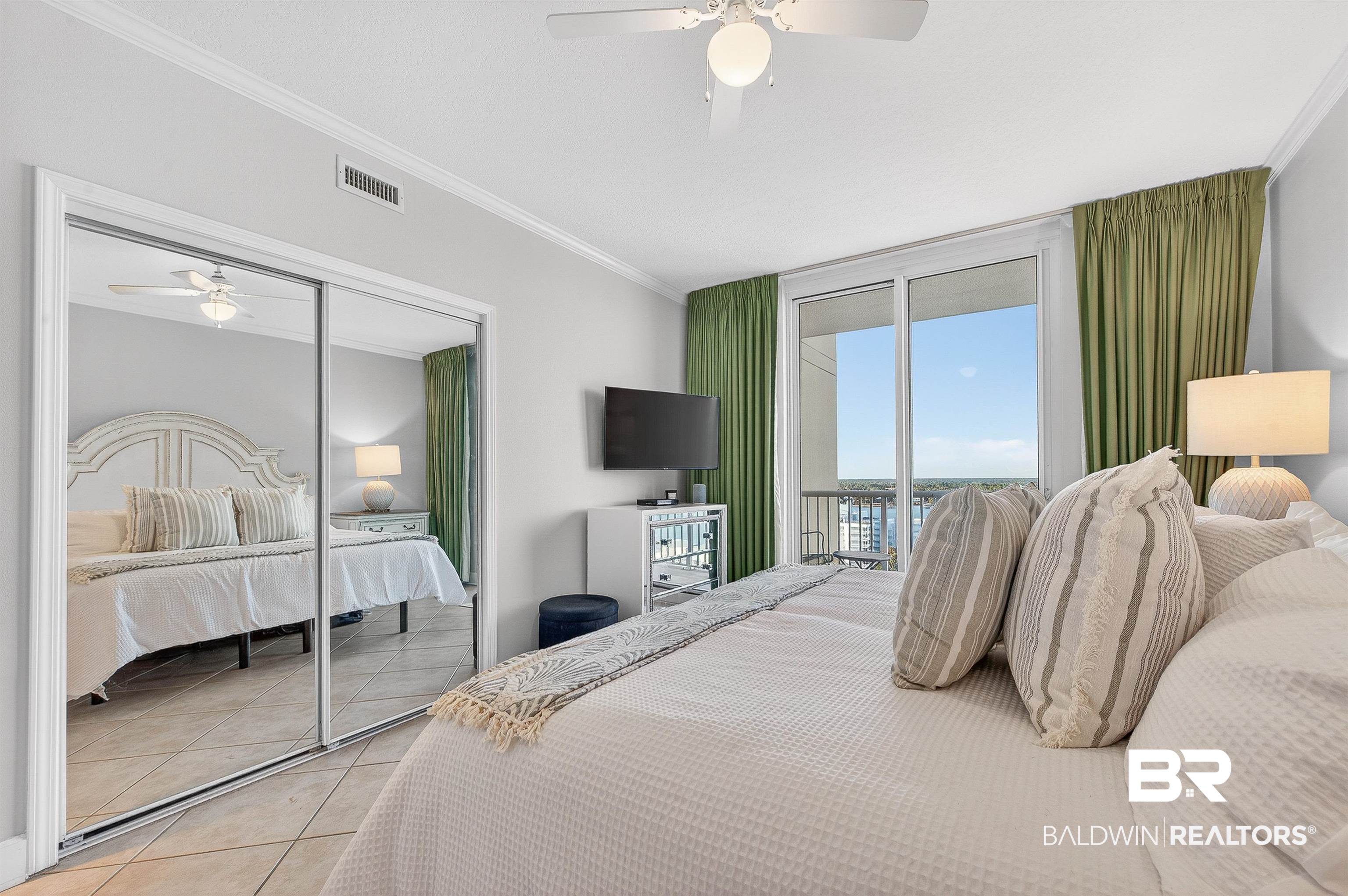 1524 W Beach Boulevard 1407