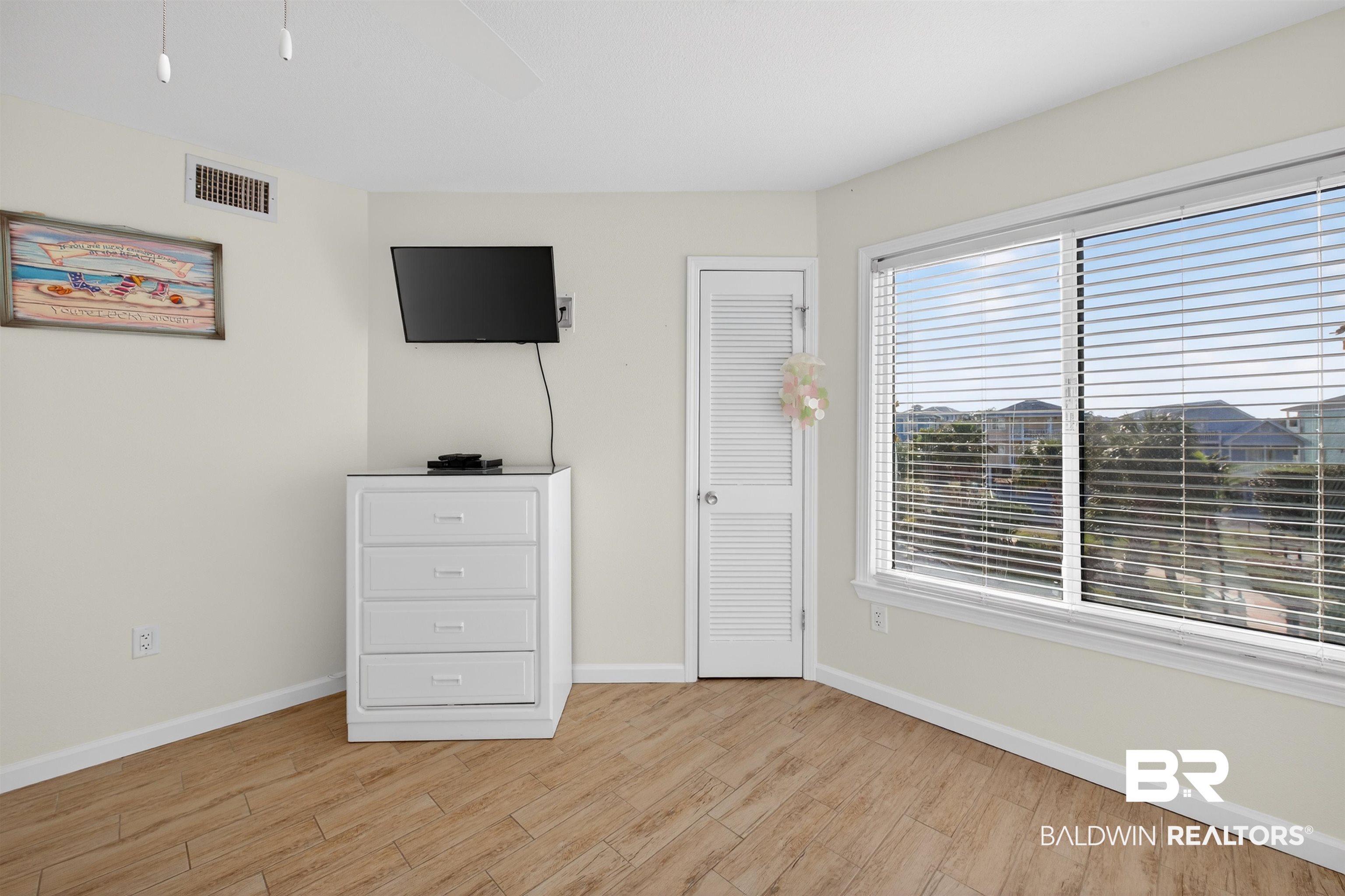 497 Plantation Road 1352