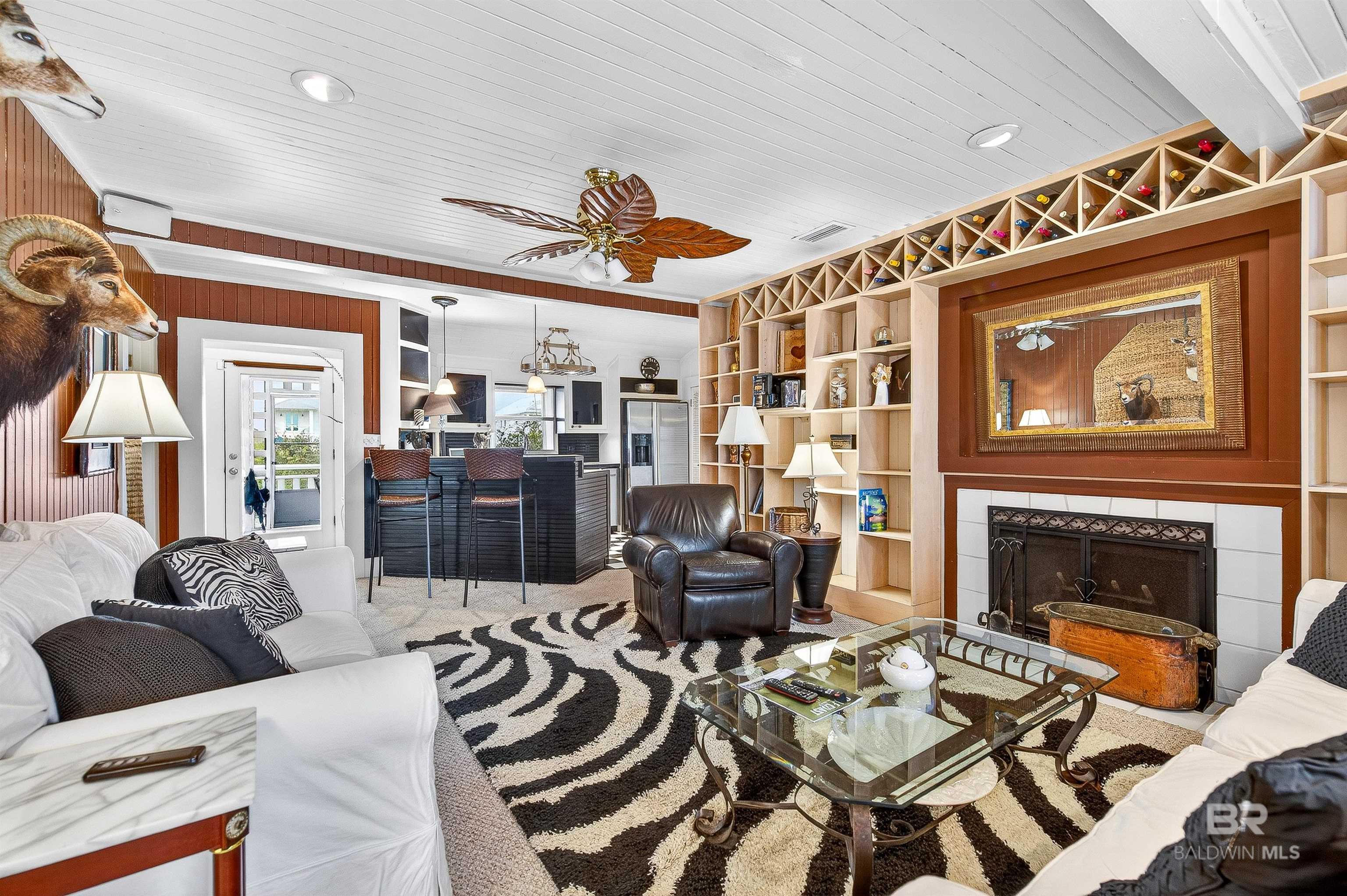 3376 Jefferson Avenue