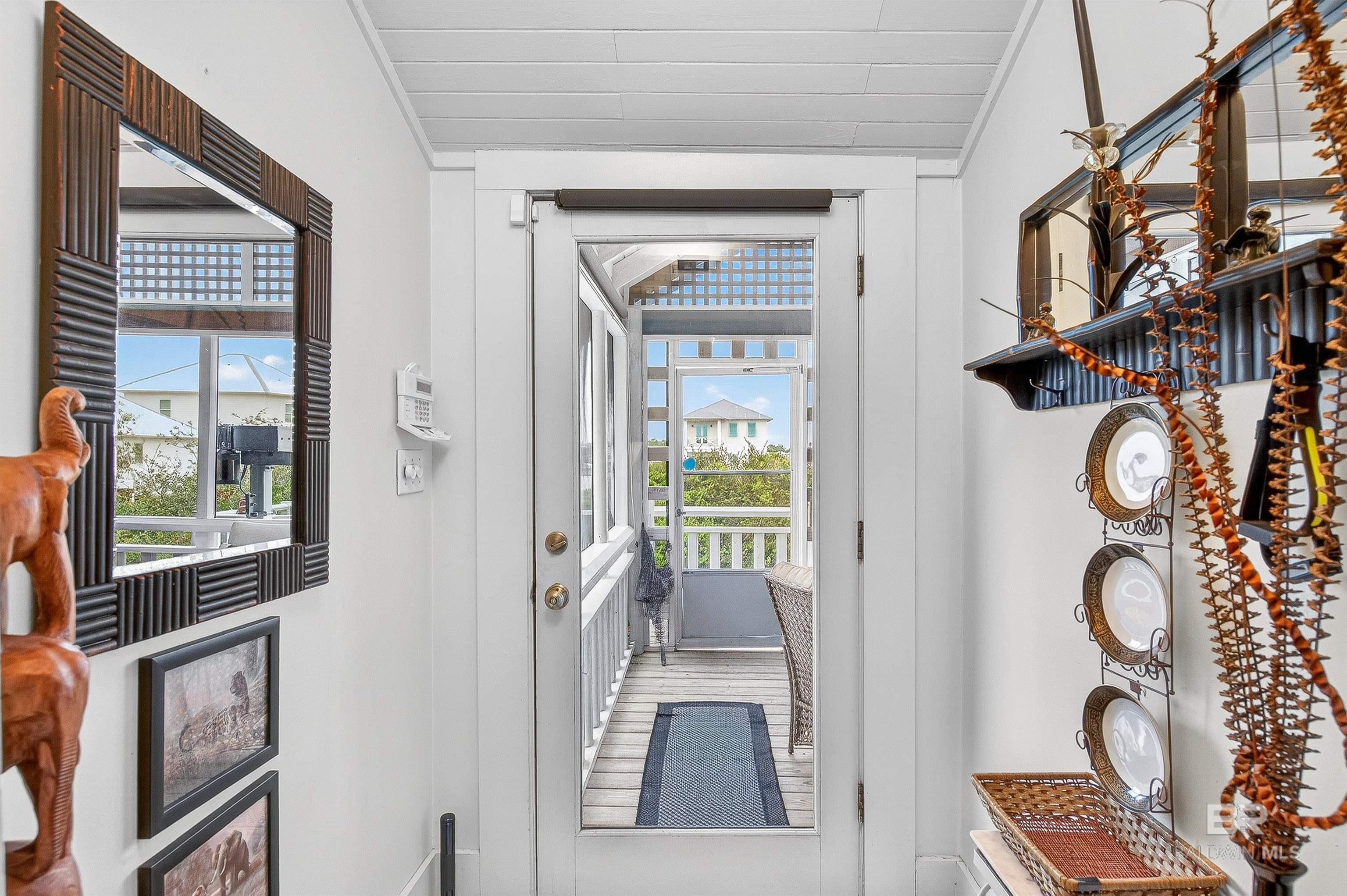 3376 Jefferson Avenue