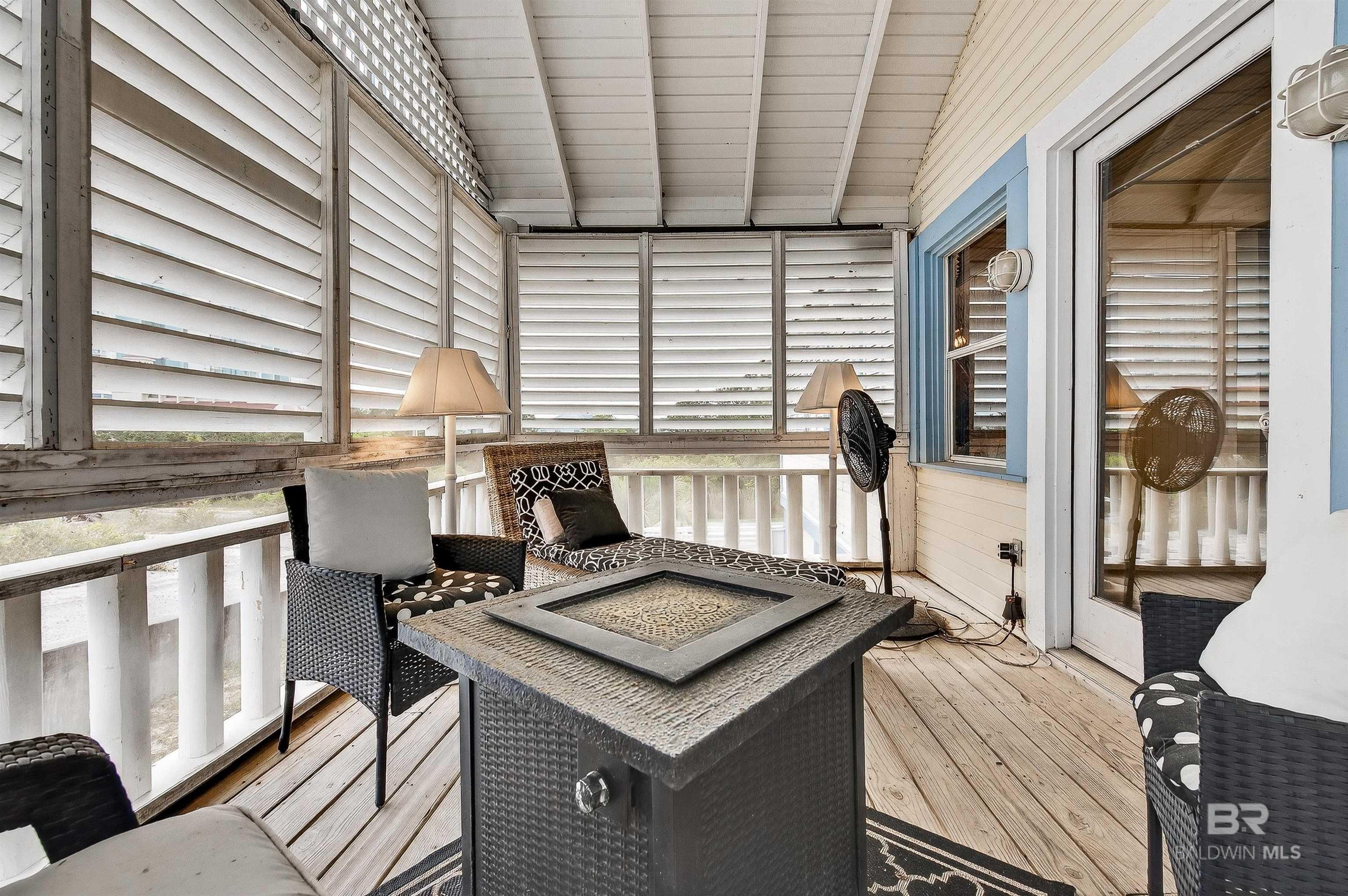 3376 Jefferson Avenue