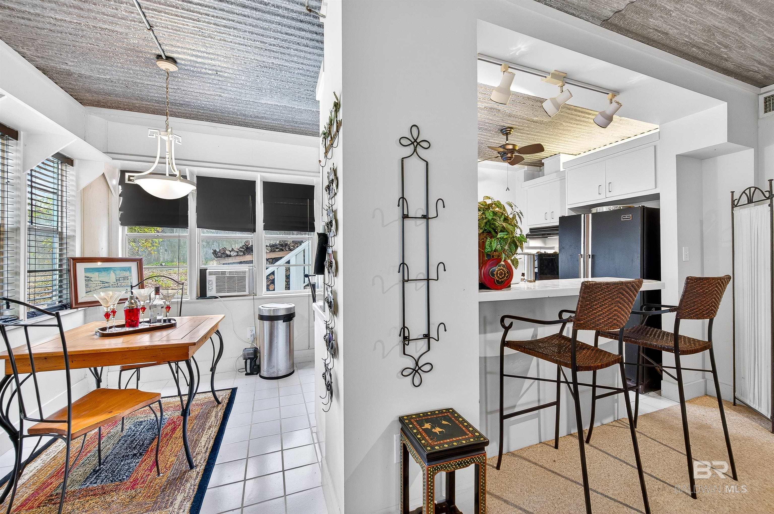 3376 Jefferson Avenue