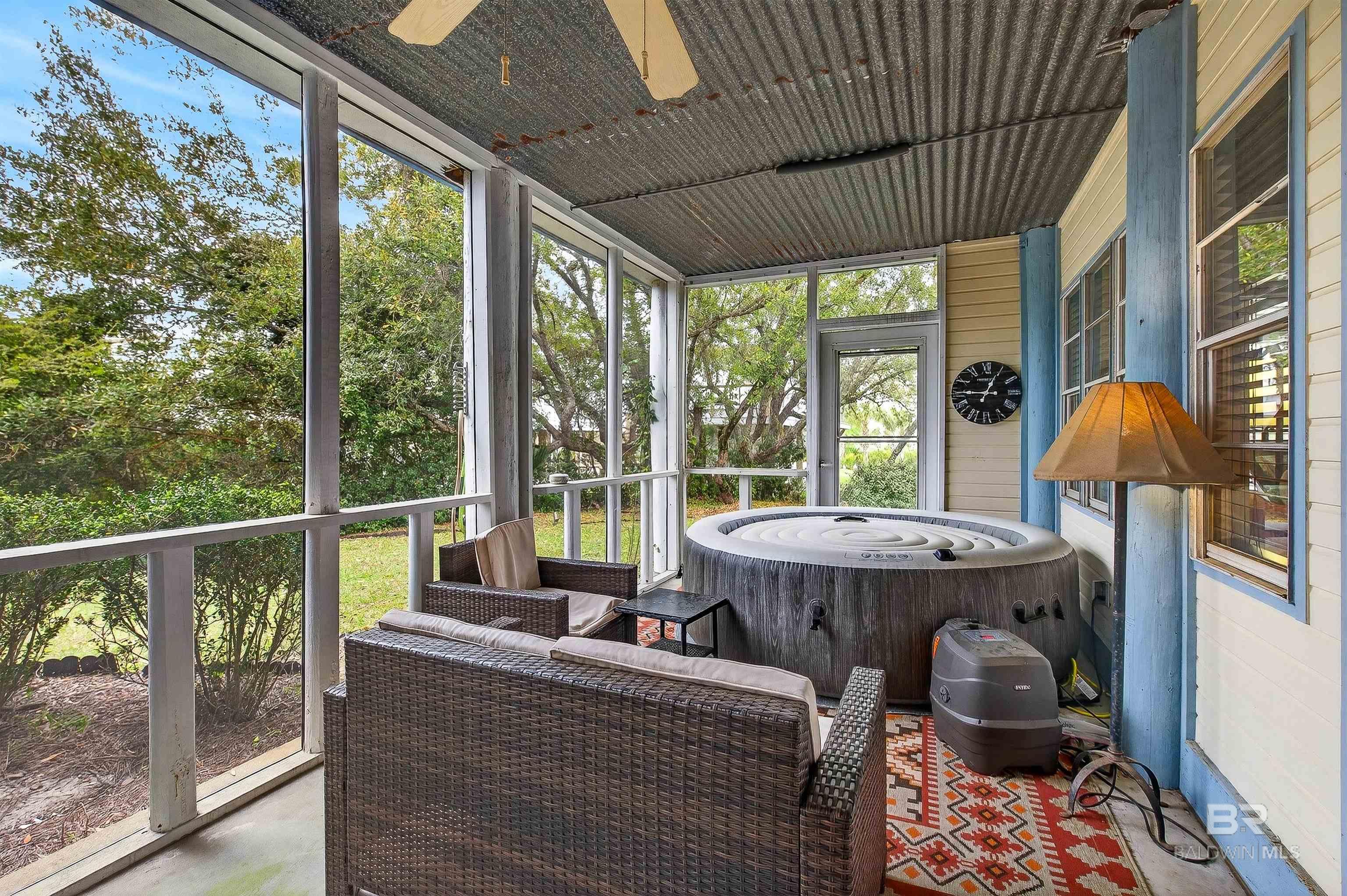 3376 Jefferson Avenue