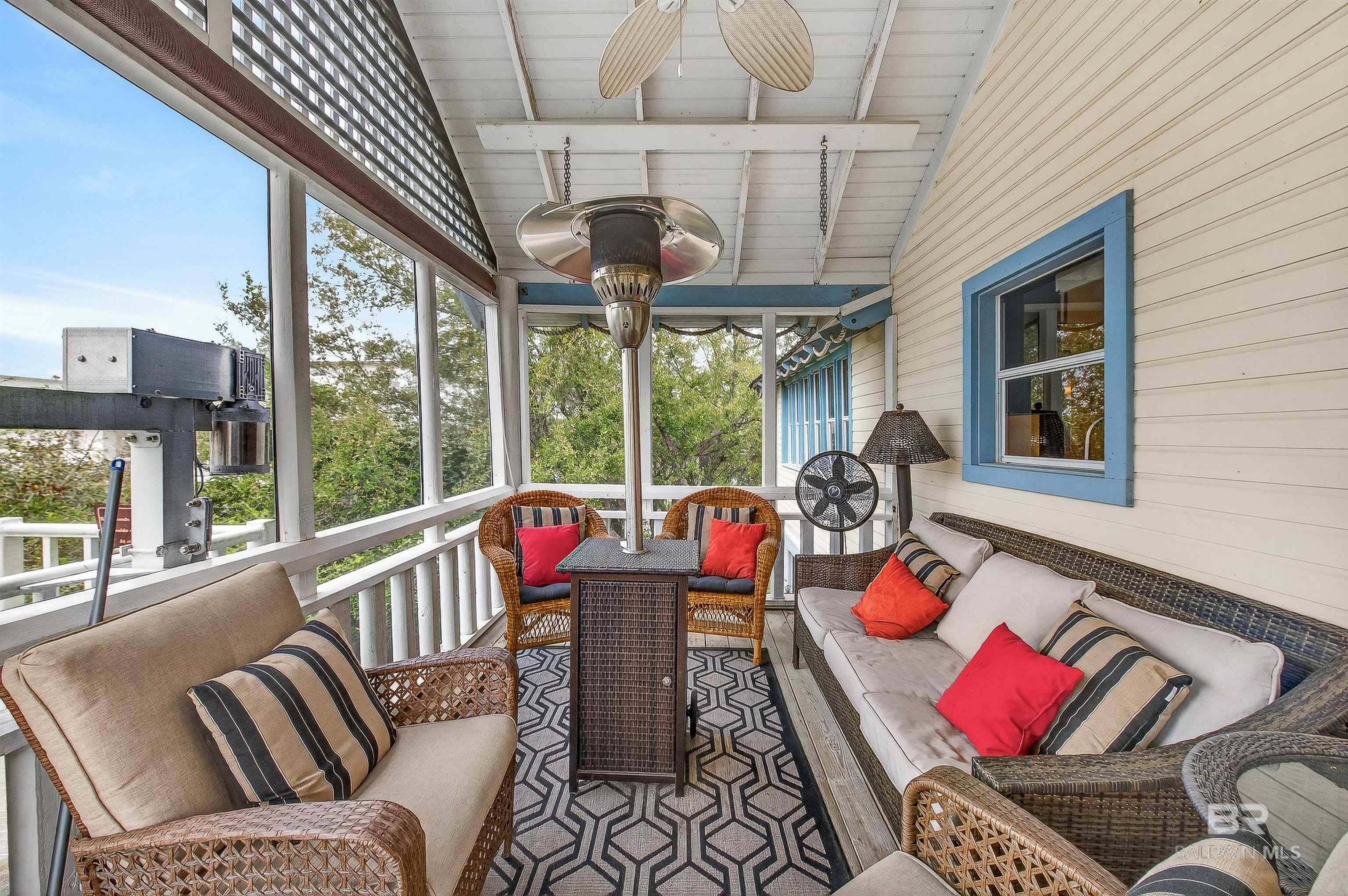 3376 Jefferson Avenue