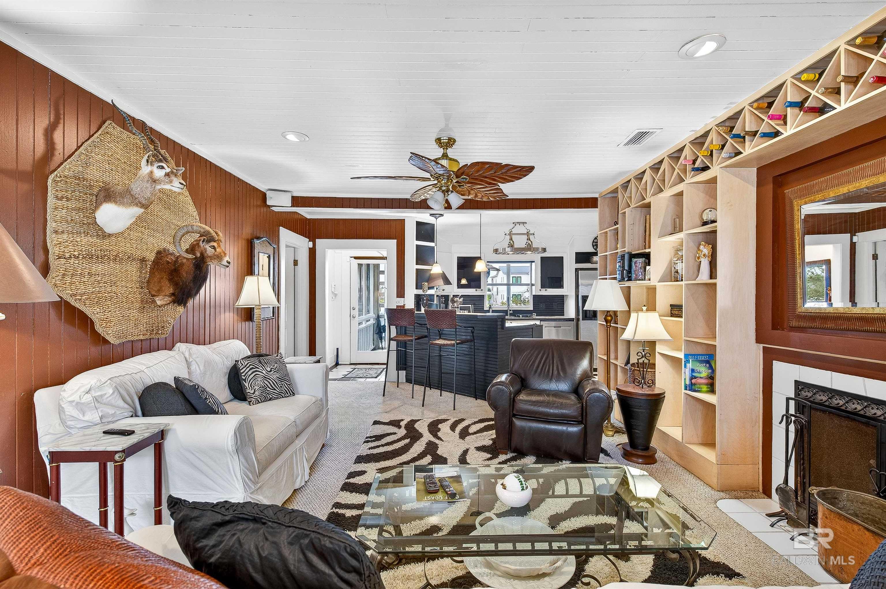 3376 Jefferson Avenue