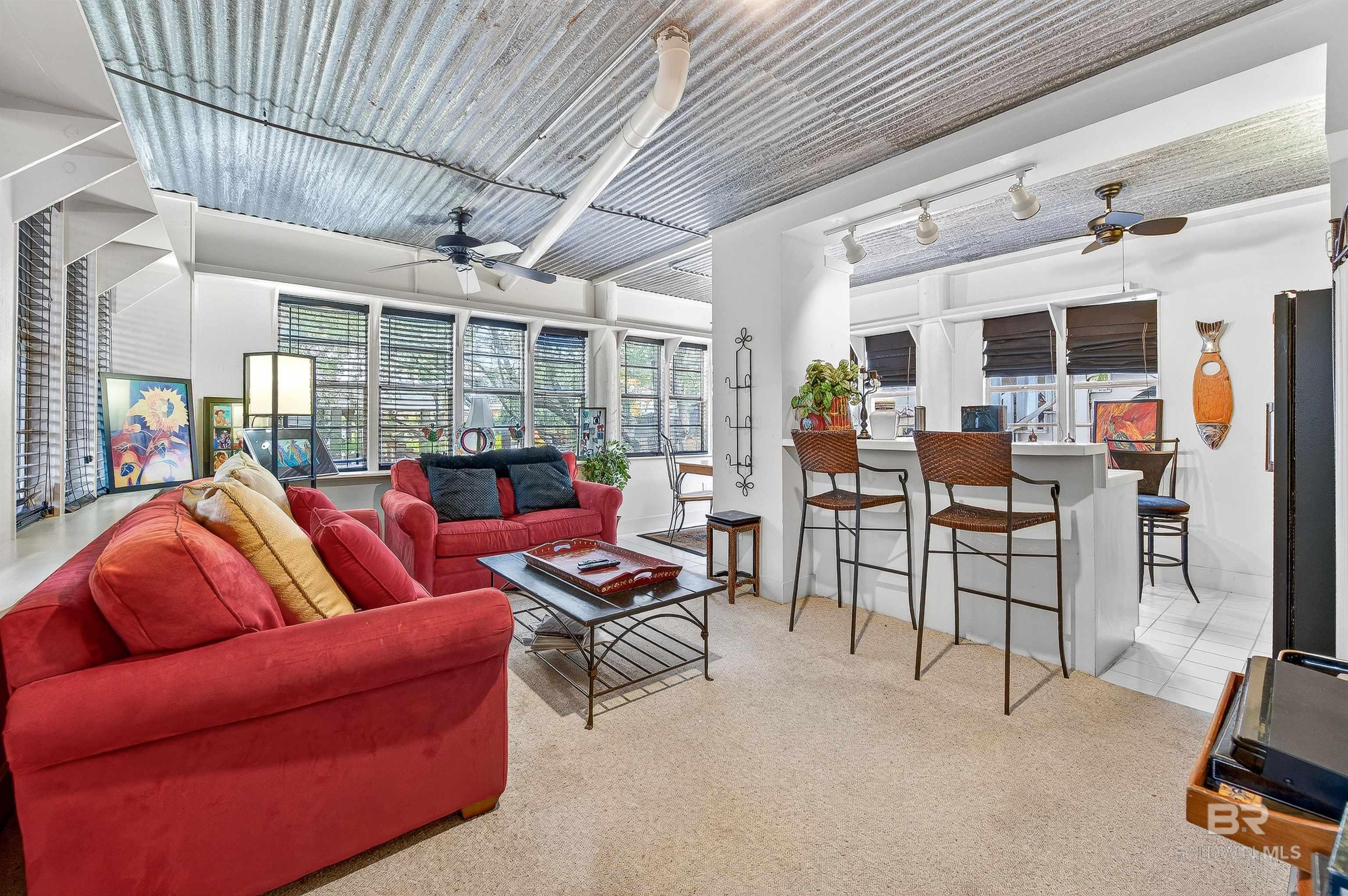 3376 Jefferson Avenue