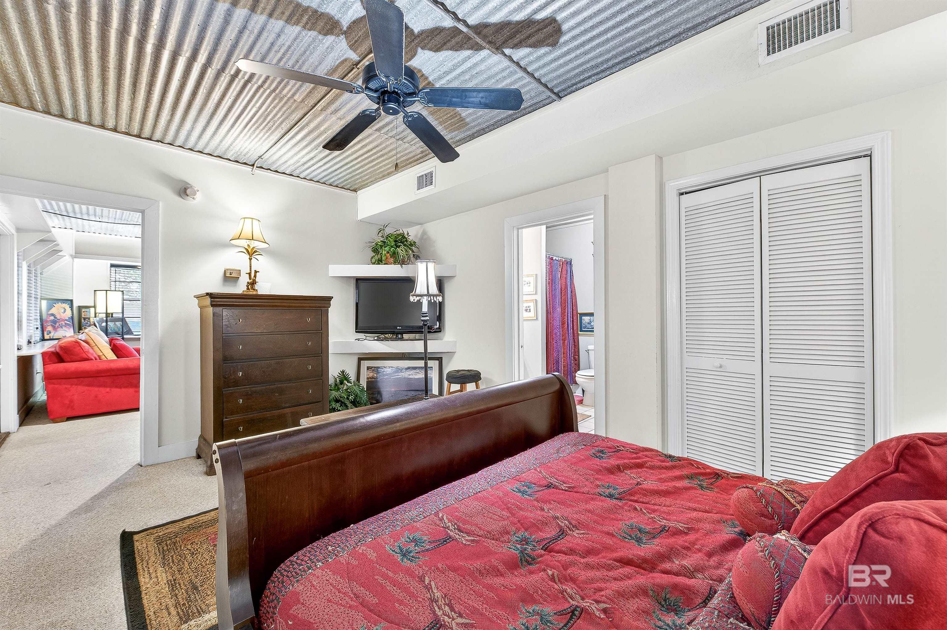 3376 Jefferson Avenue