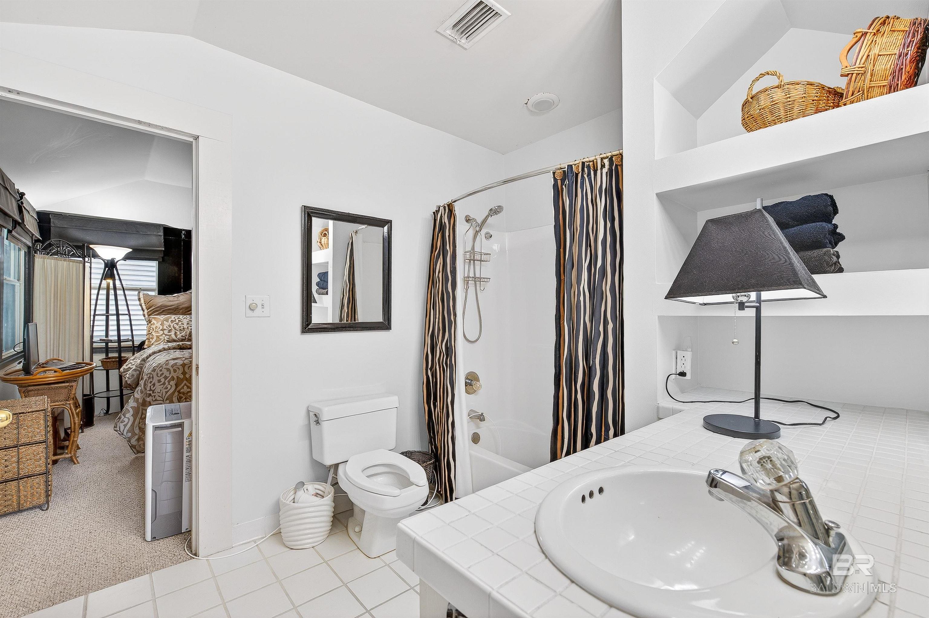 3376 Jefferson Avenue