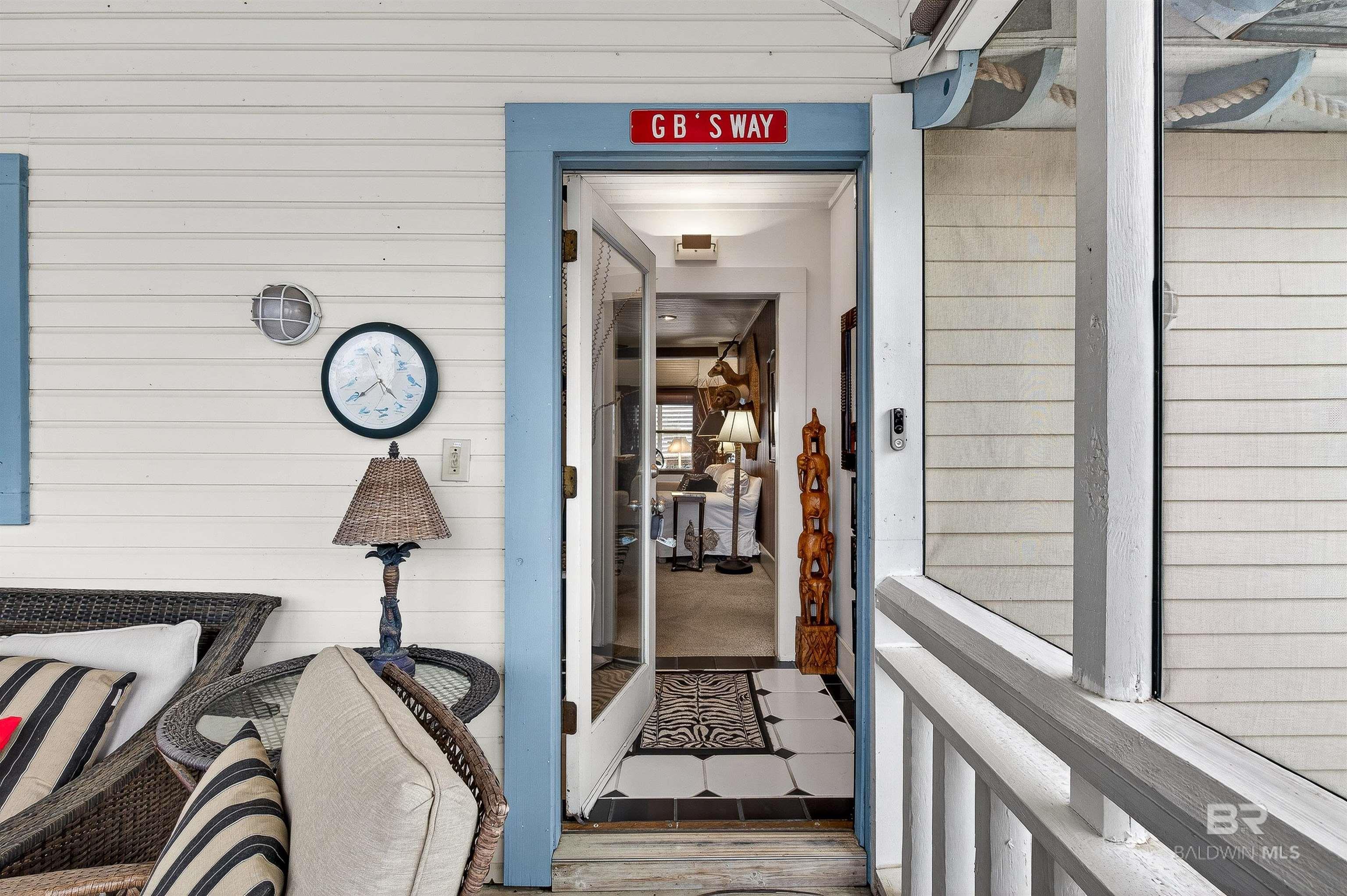 3376 Jefferson Avenue