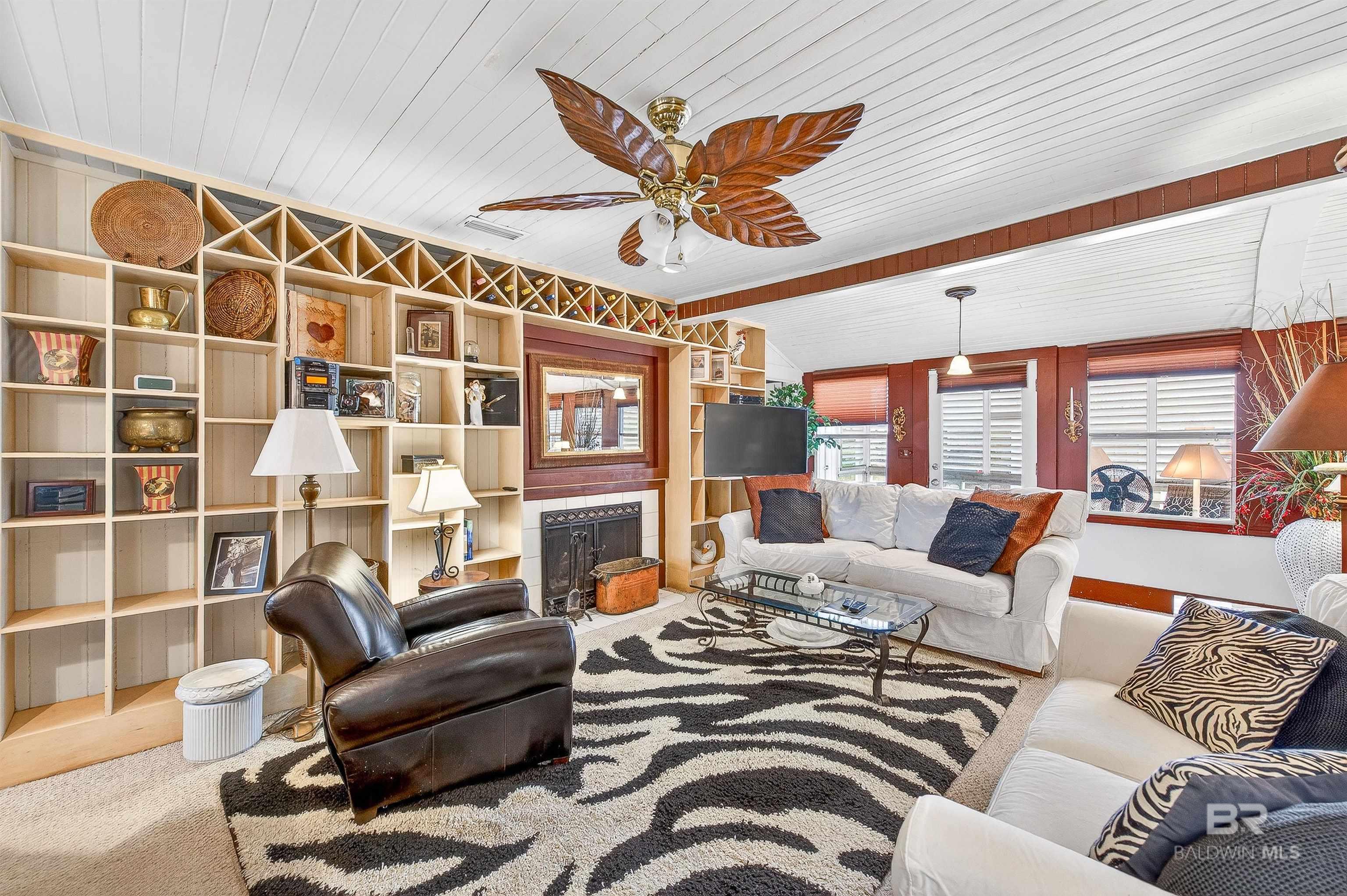 3376 Jefferson Avenue