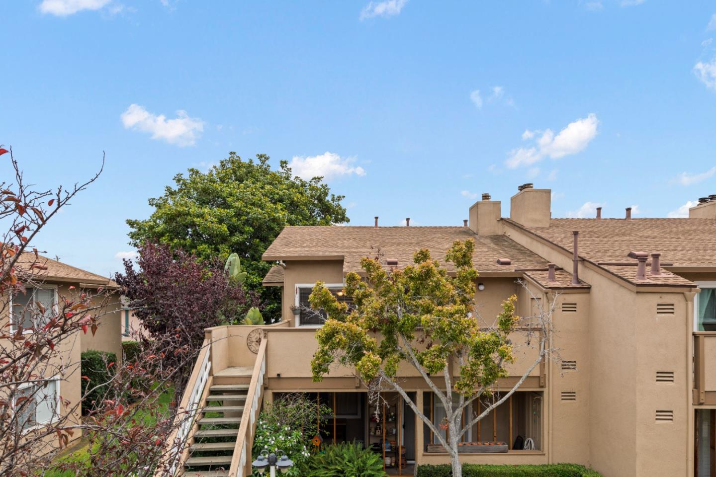 30 W San Joaquin ST 2