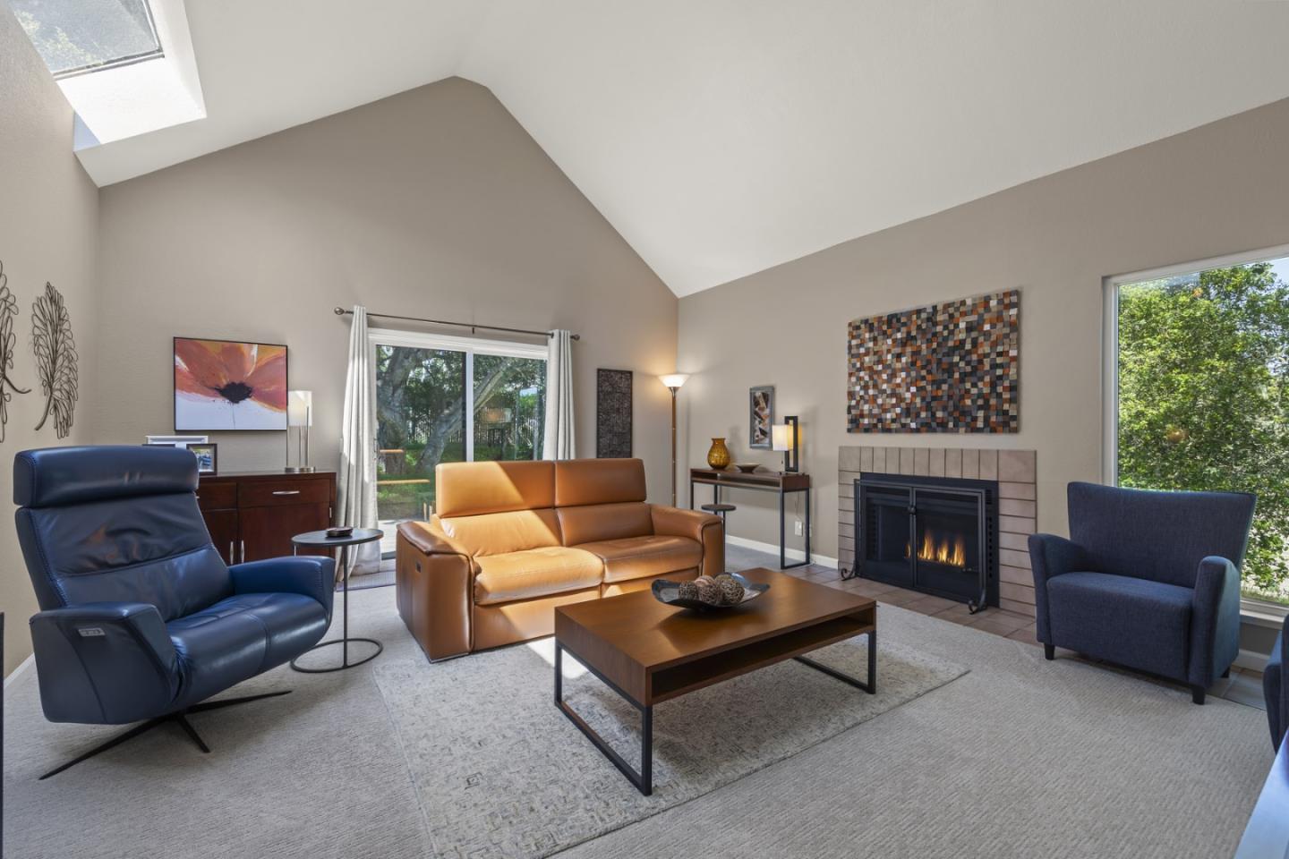 400 Mar Vista DR 5