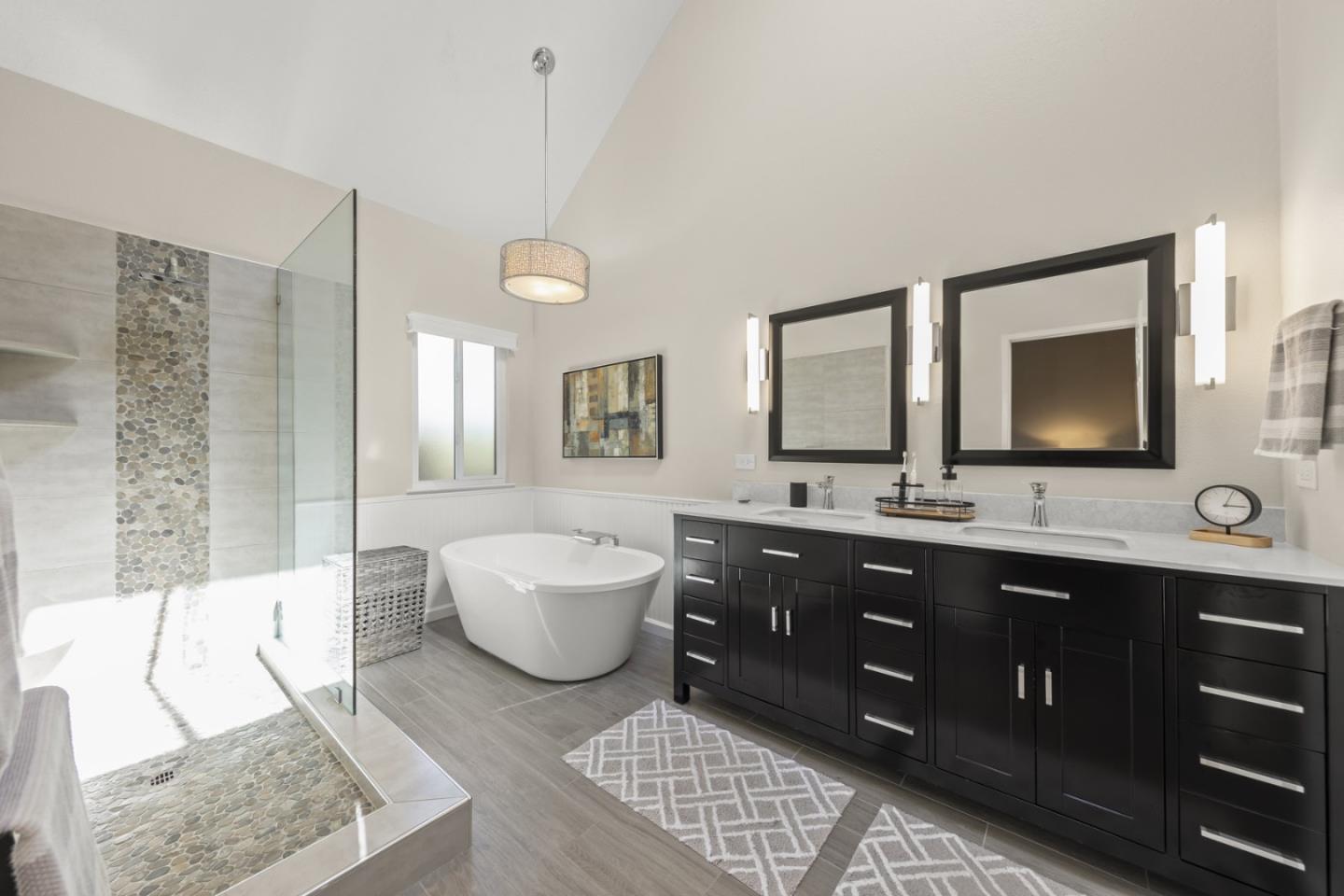 400 Mar Vista DR 5