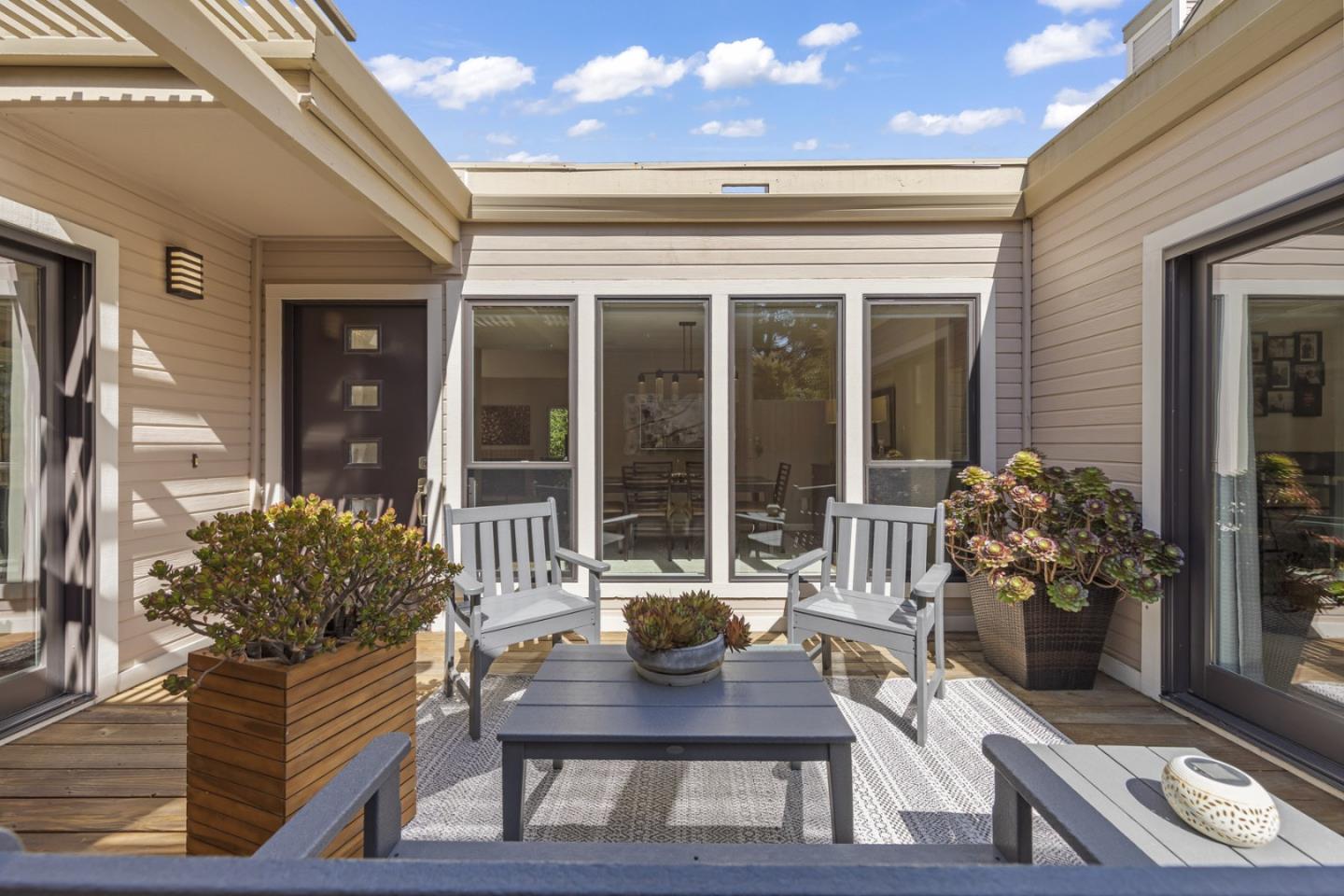 400 Mar Vista DR 5