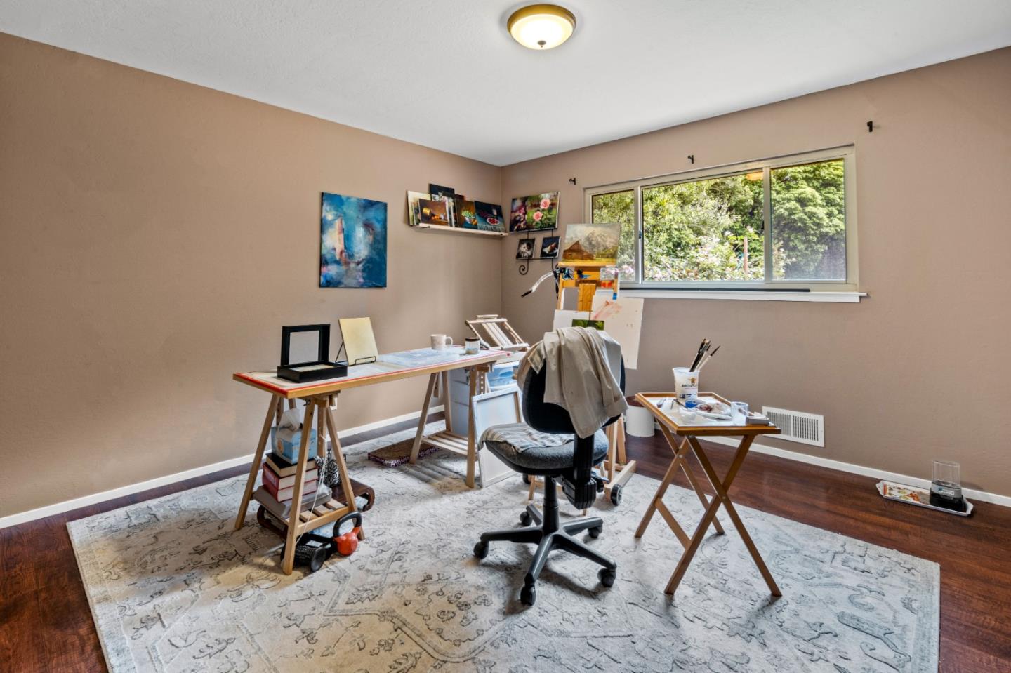 2811 Forest Lodge RD