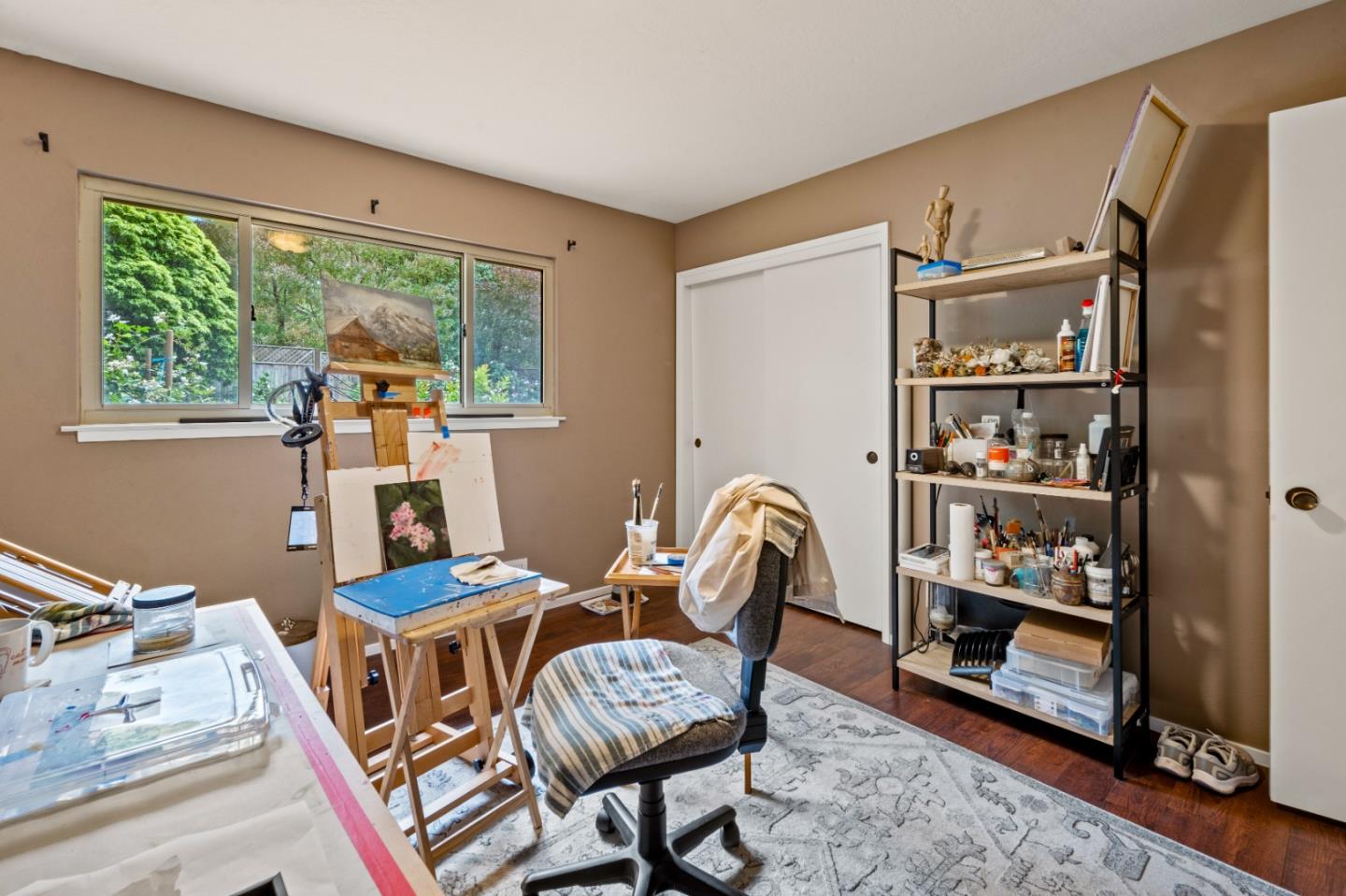 2811 Forest Lodge RD