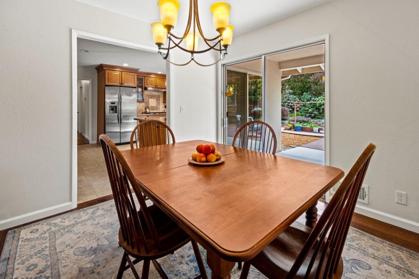 2811 Forest Lodge RD