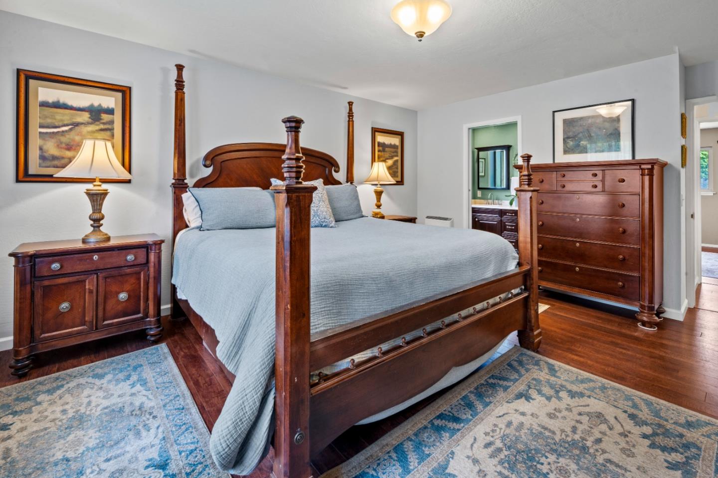 2811 Forest Lodge RD