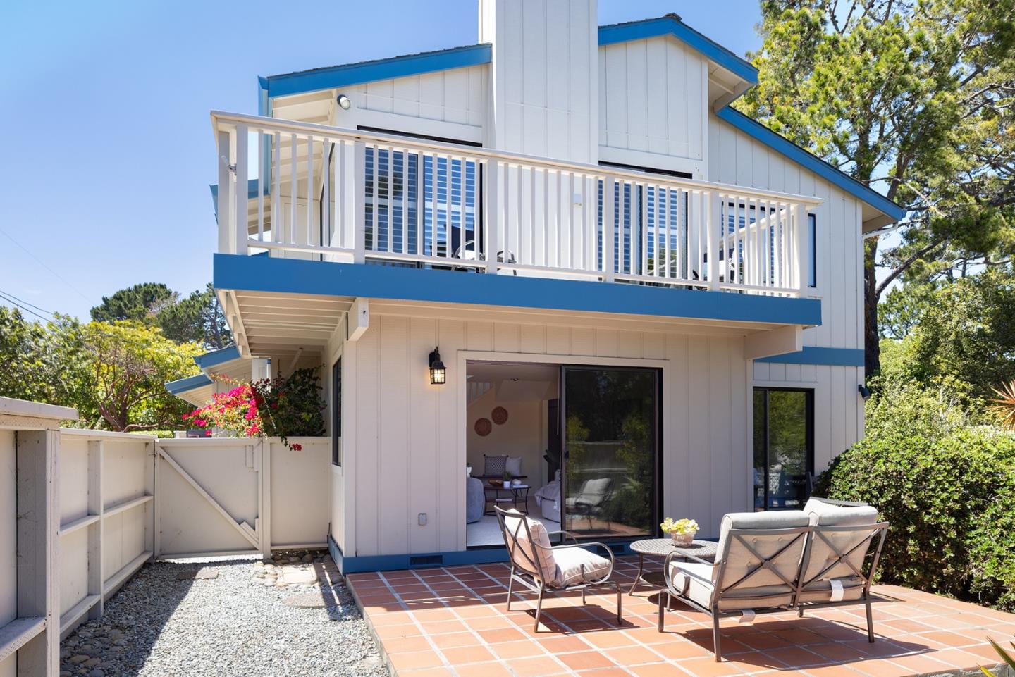 1220 Harrison Street