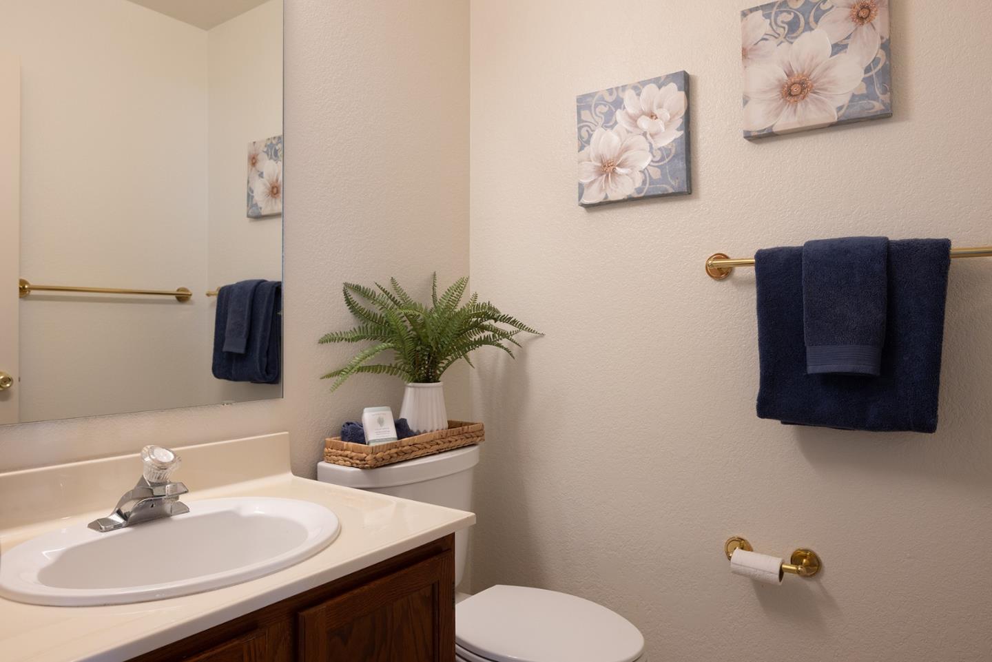 1220 Harrison Street