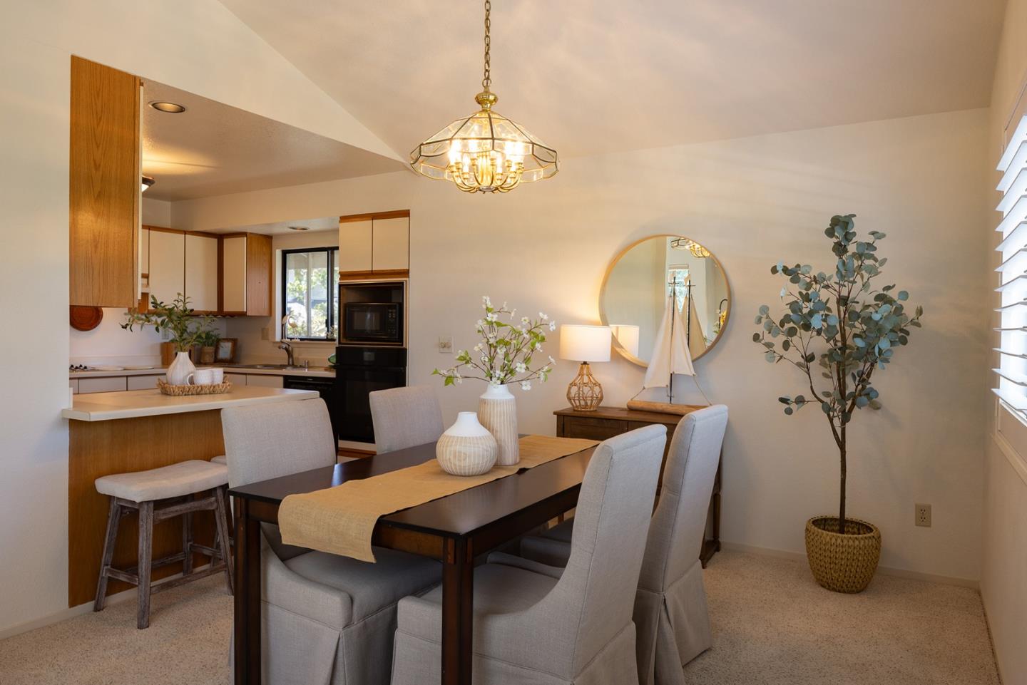 1220 Harrison Street