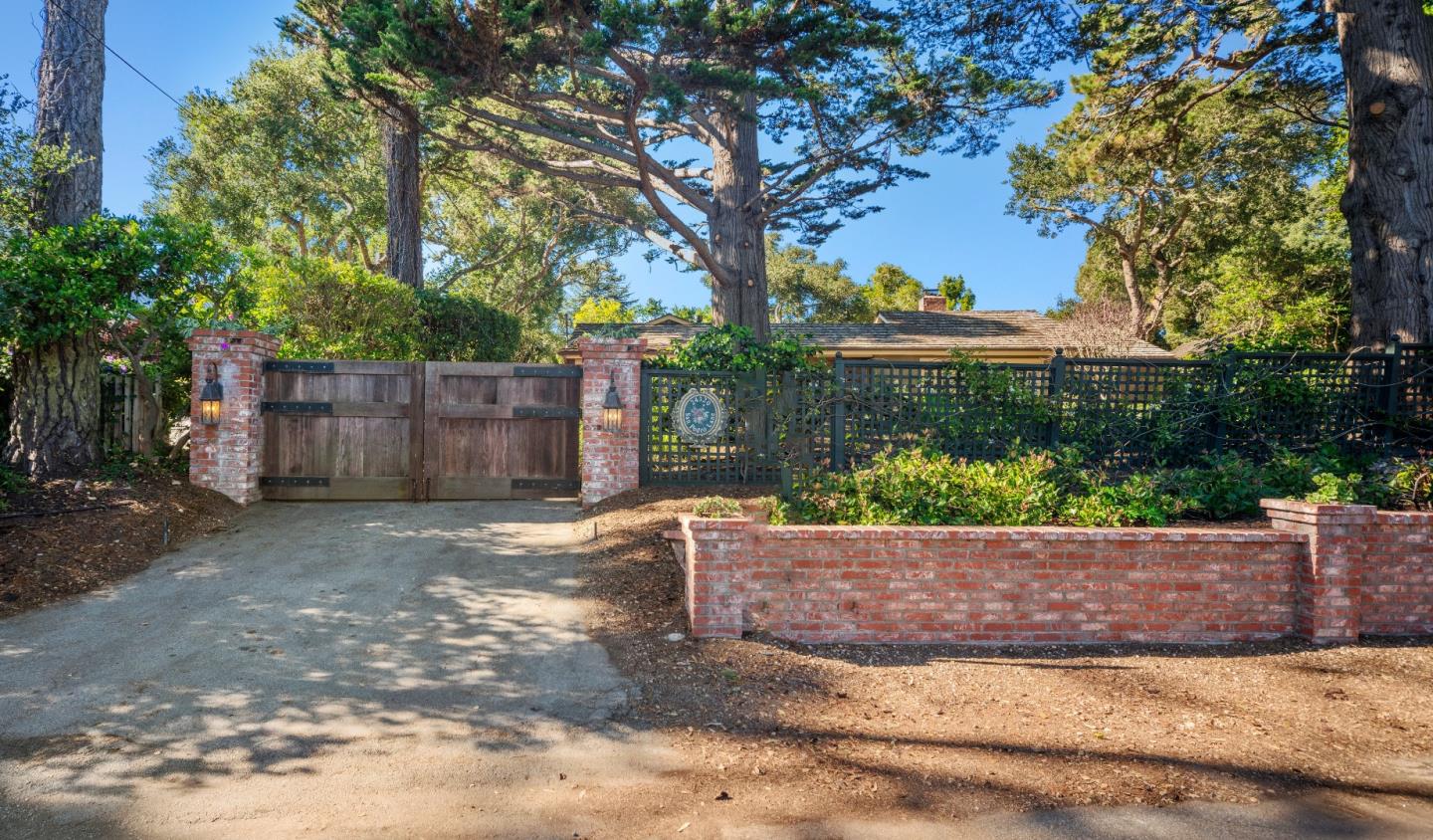 24320 San Pedro Lane