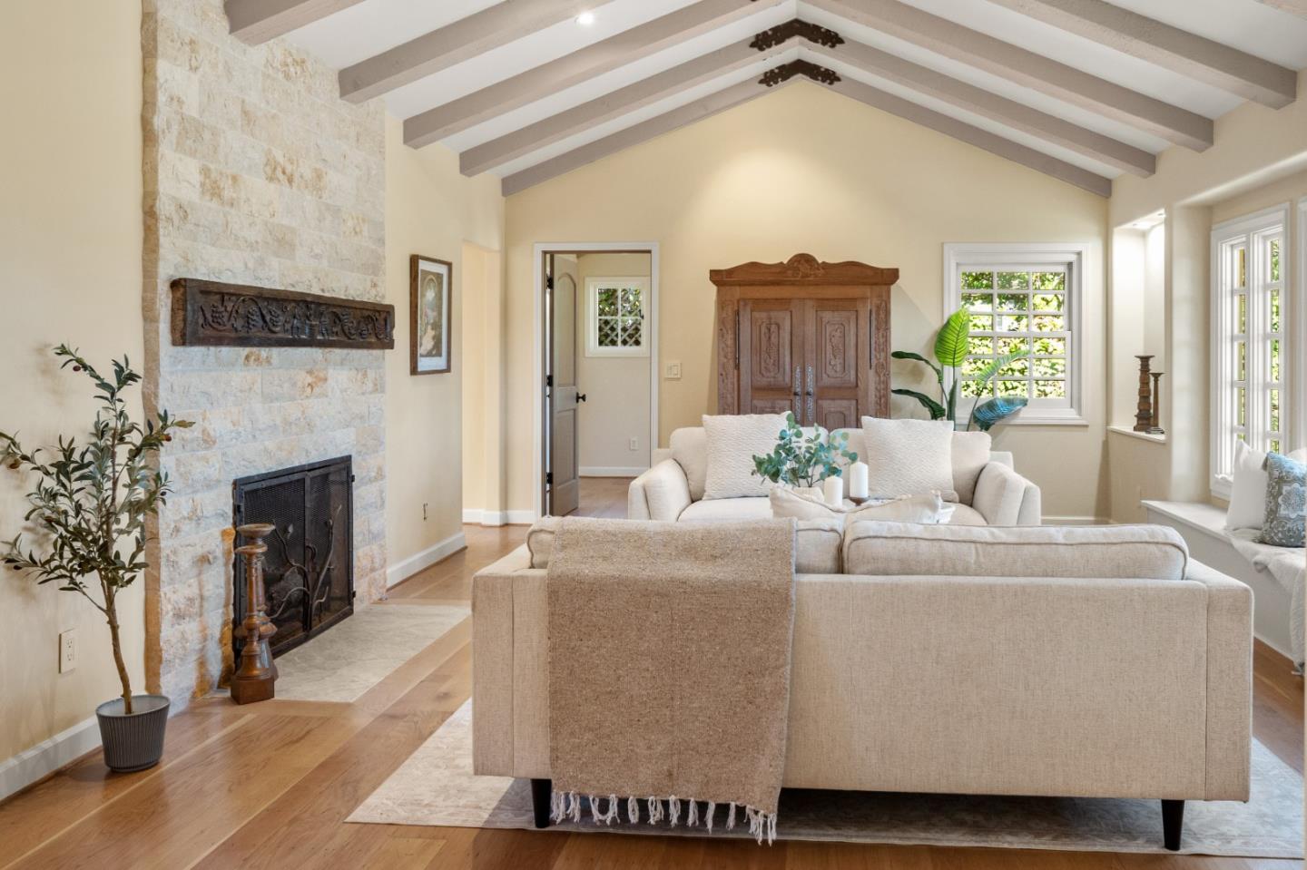 24320 San Pedro Lane