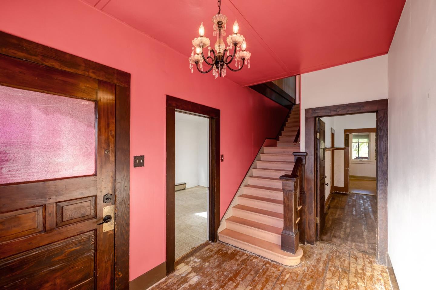 486 VAN BUREN ST