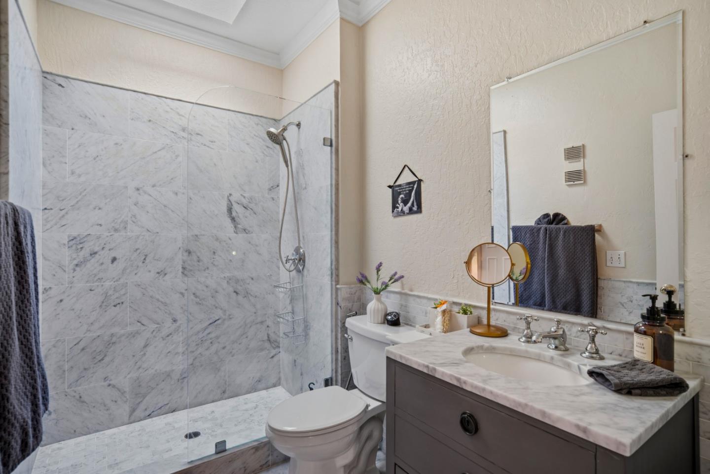 0 Mission 4 NE 5th Street 3N