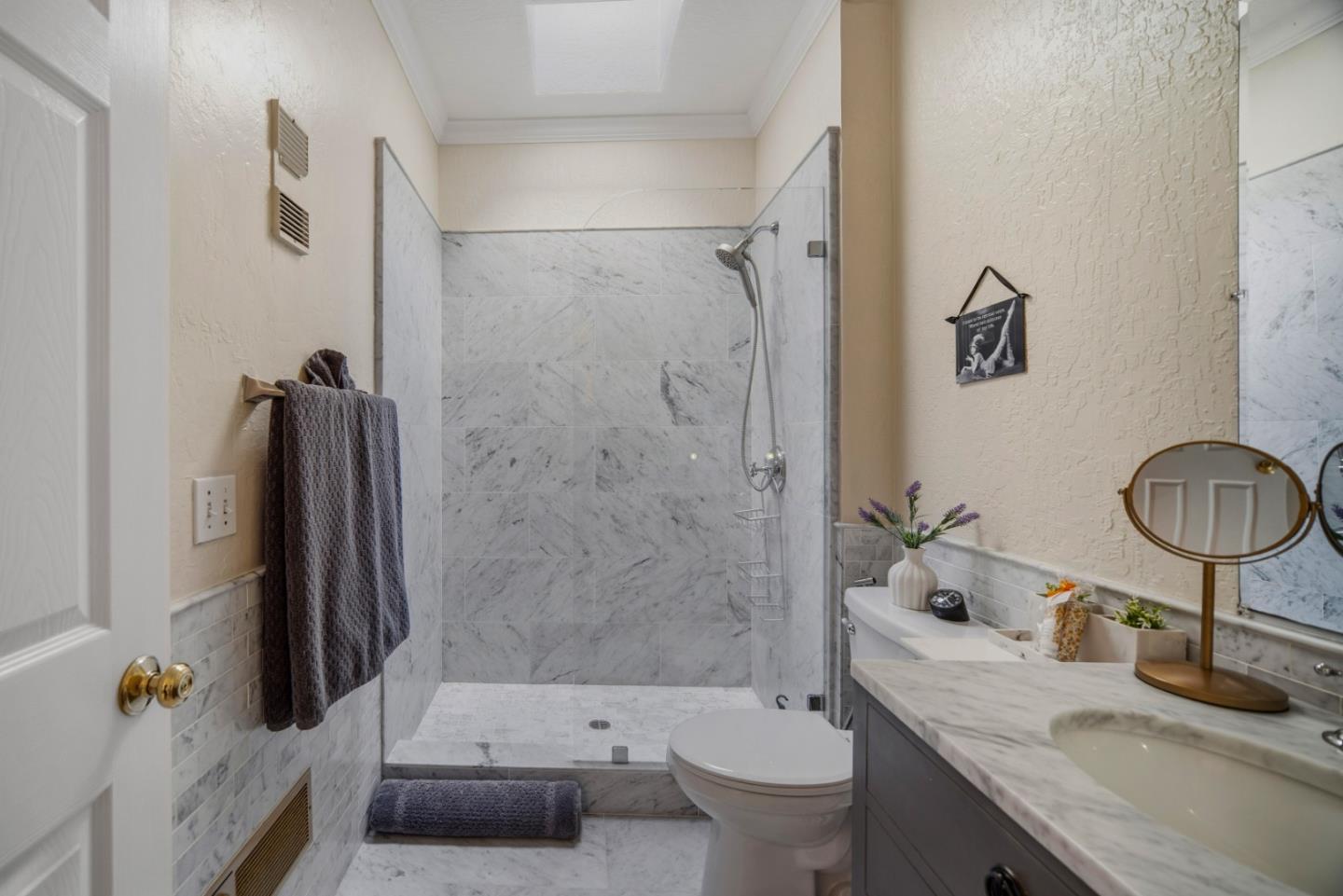 0 Mission 4 NE 5th Street 3N