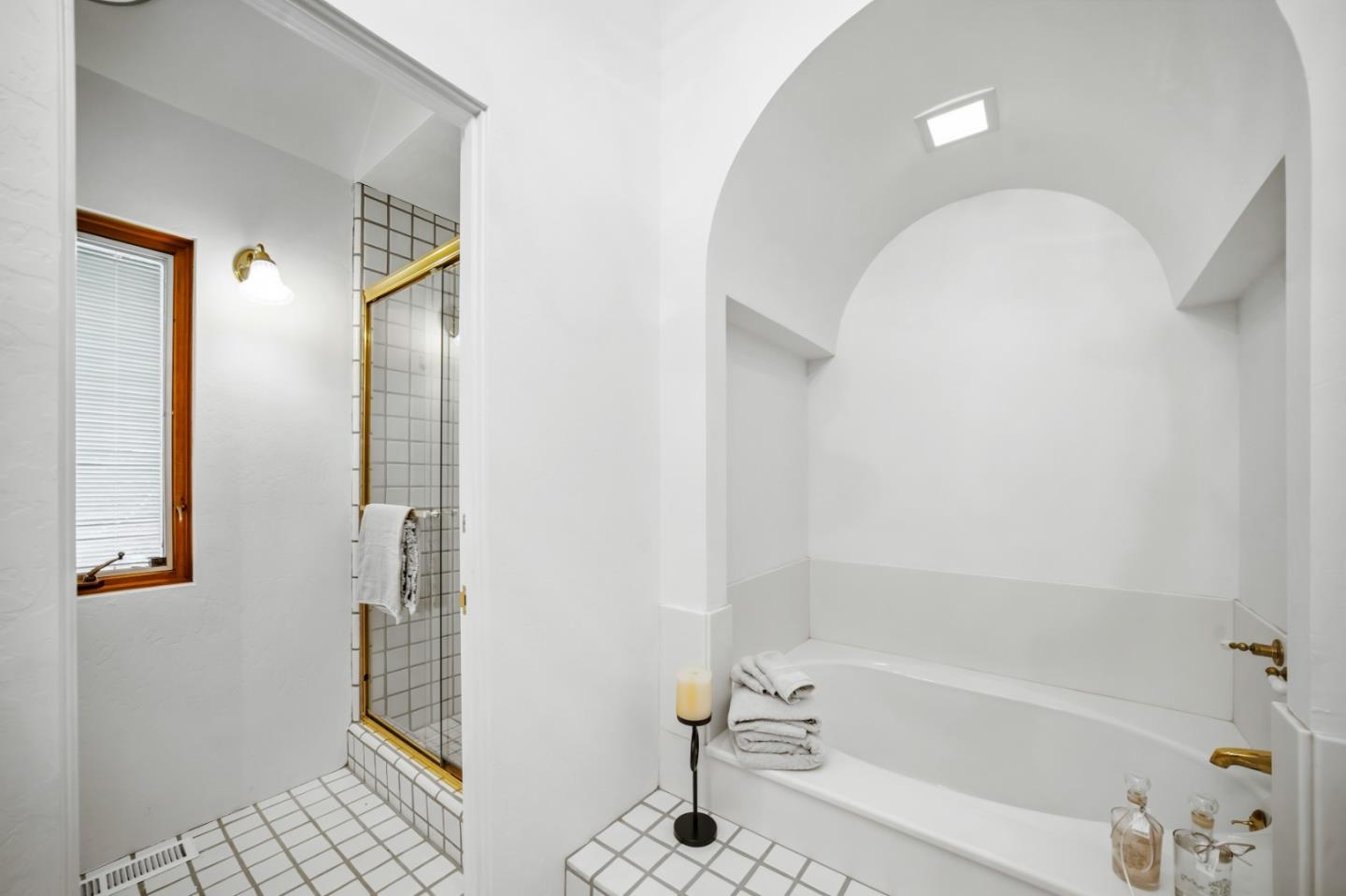 23 Mentone RD