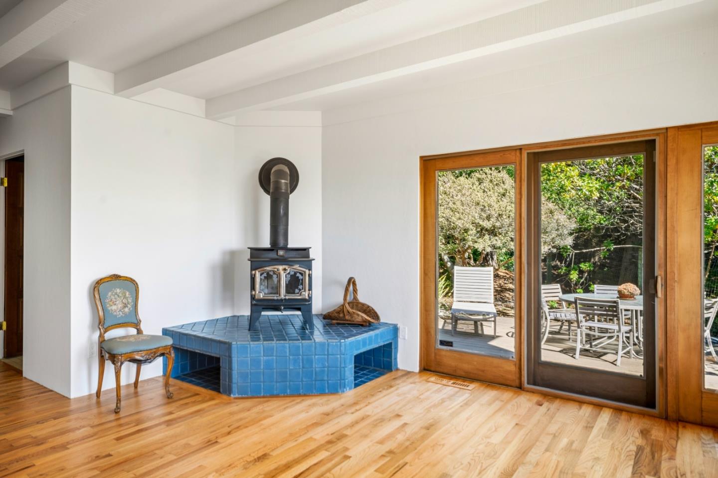 23 Mentone RD