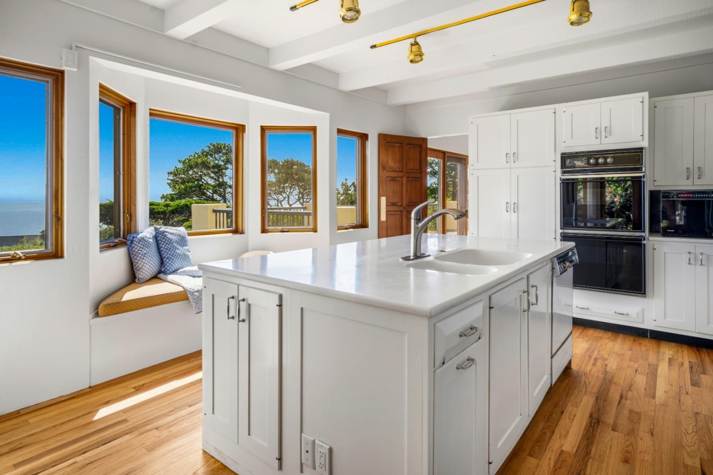 23 Mentone RD