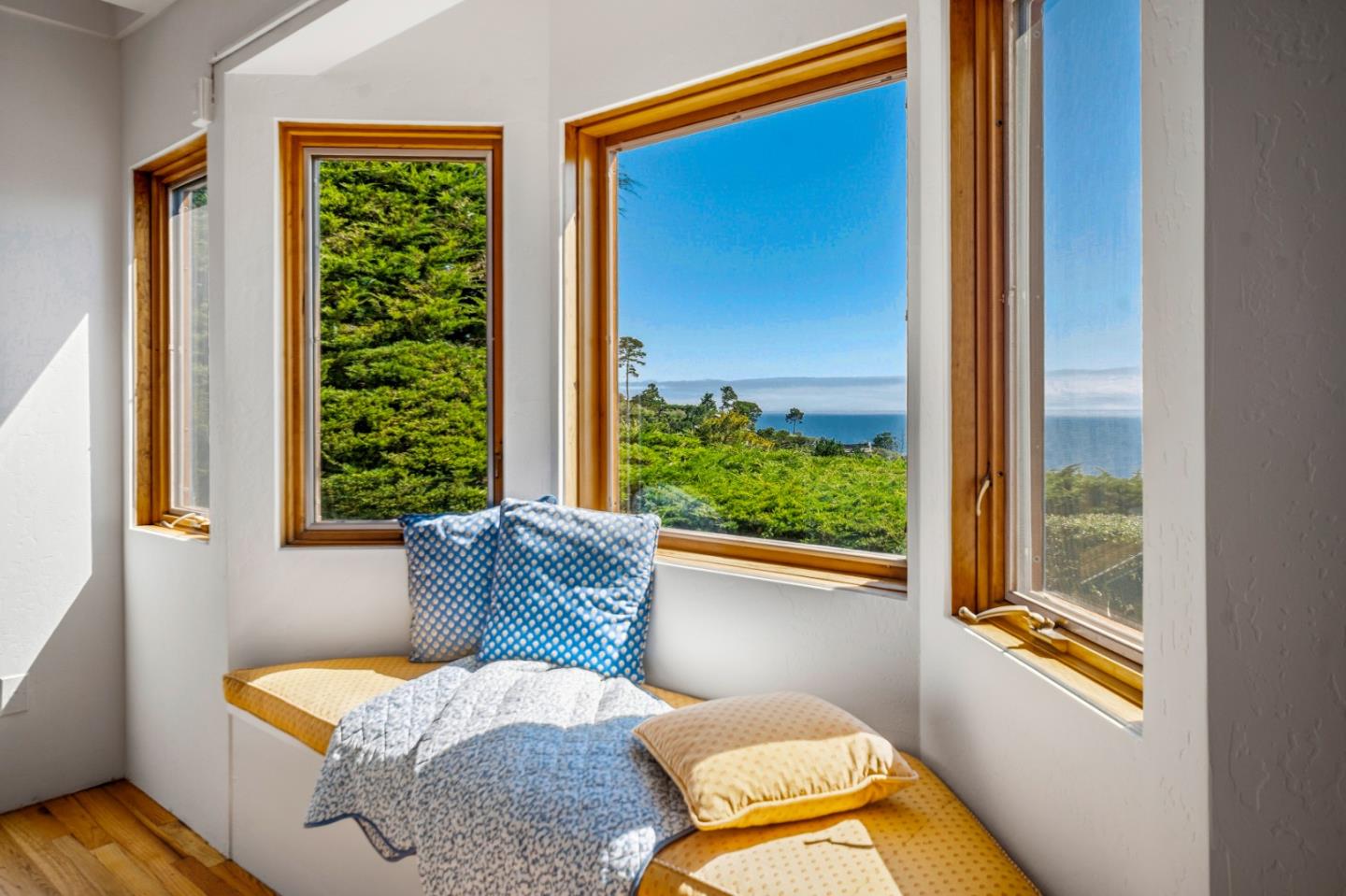 23 Mentone RD