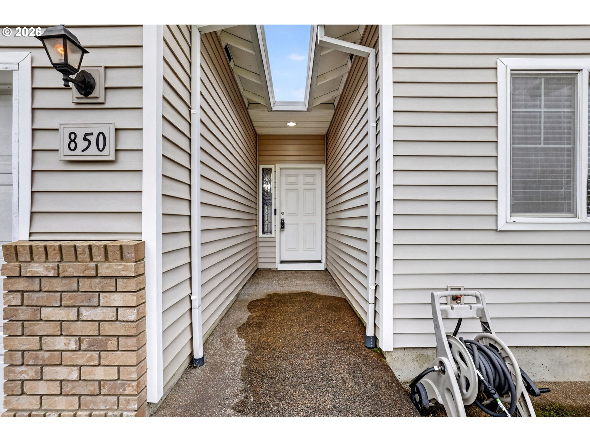 850 COLUMBIA DR