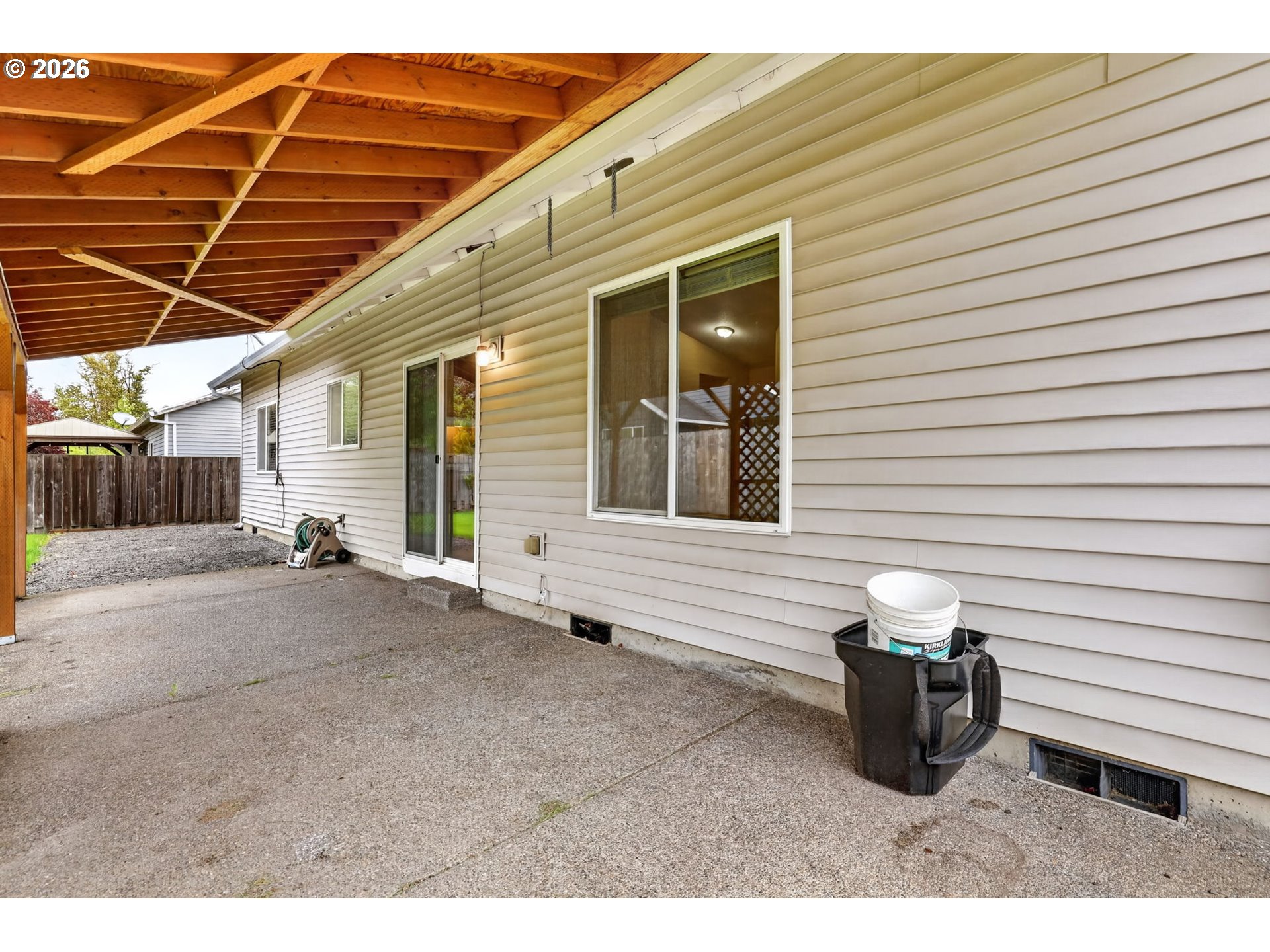 850 COLUMBIA DR