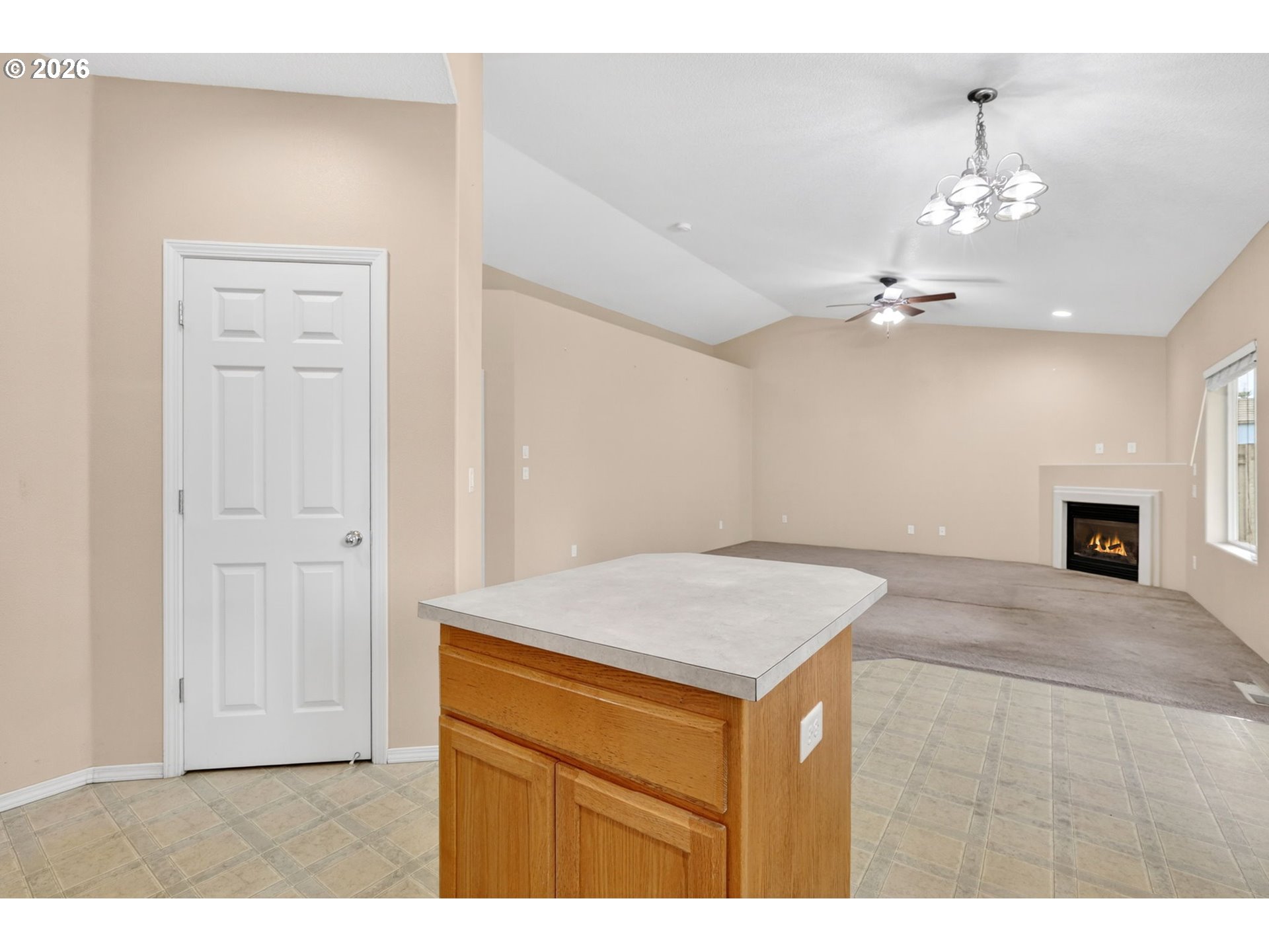 850 COLUMBIA DR