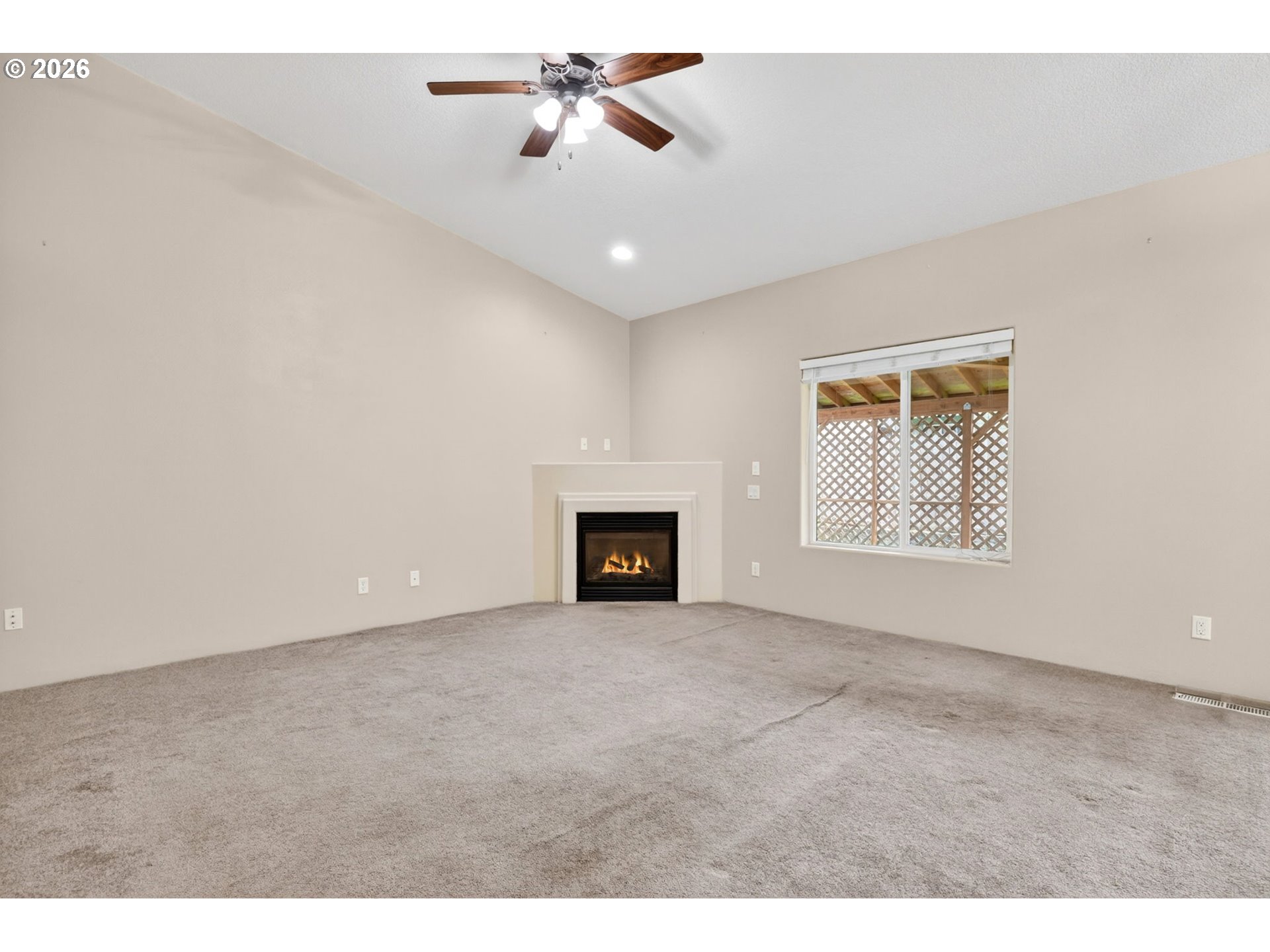 850 COLUMBIA DR