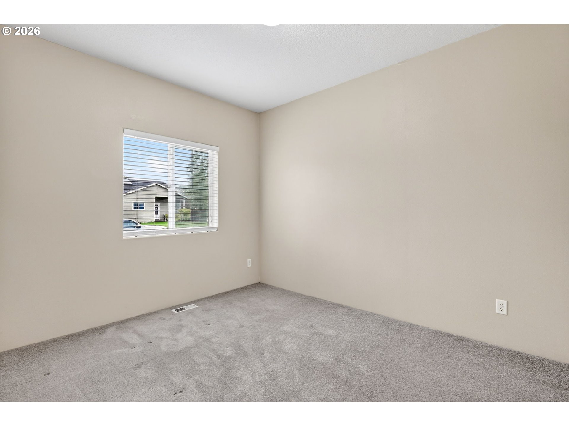 850 COLUMBIA DR