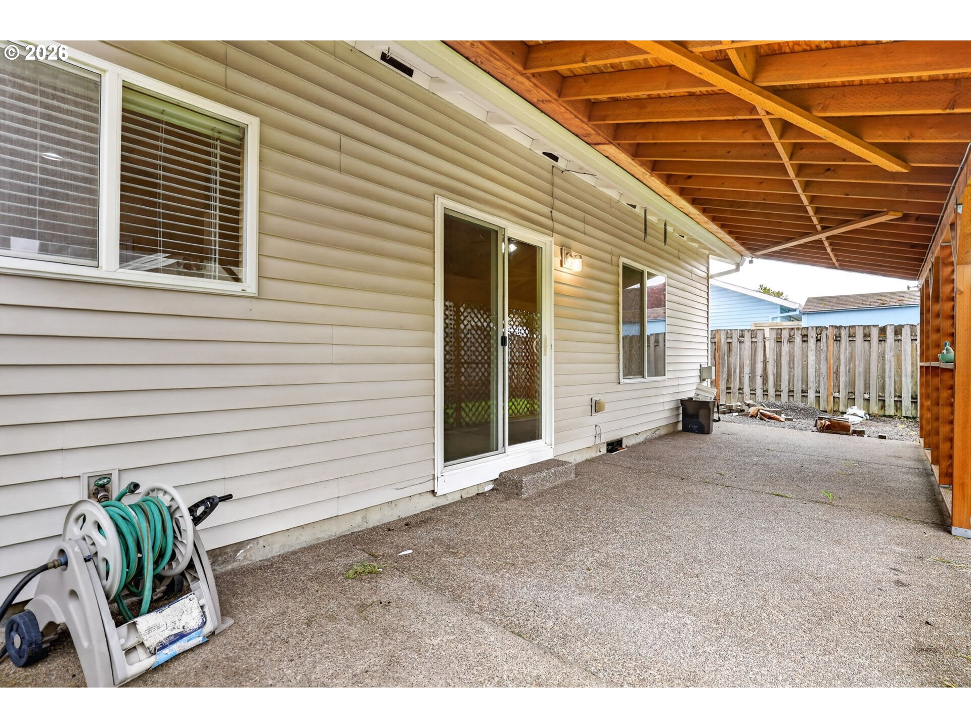 850 COLUMBIA DR