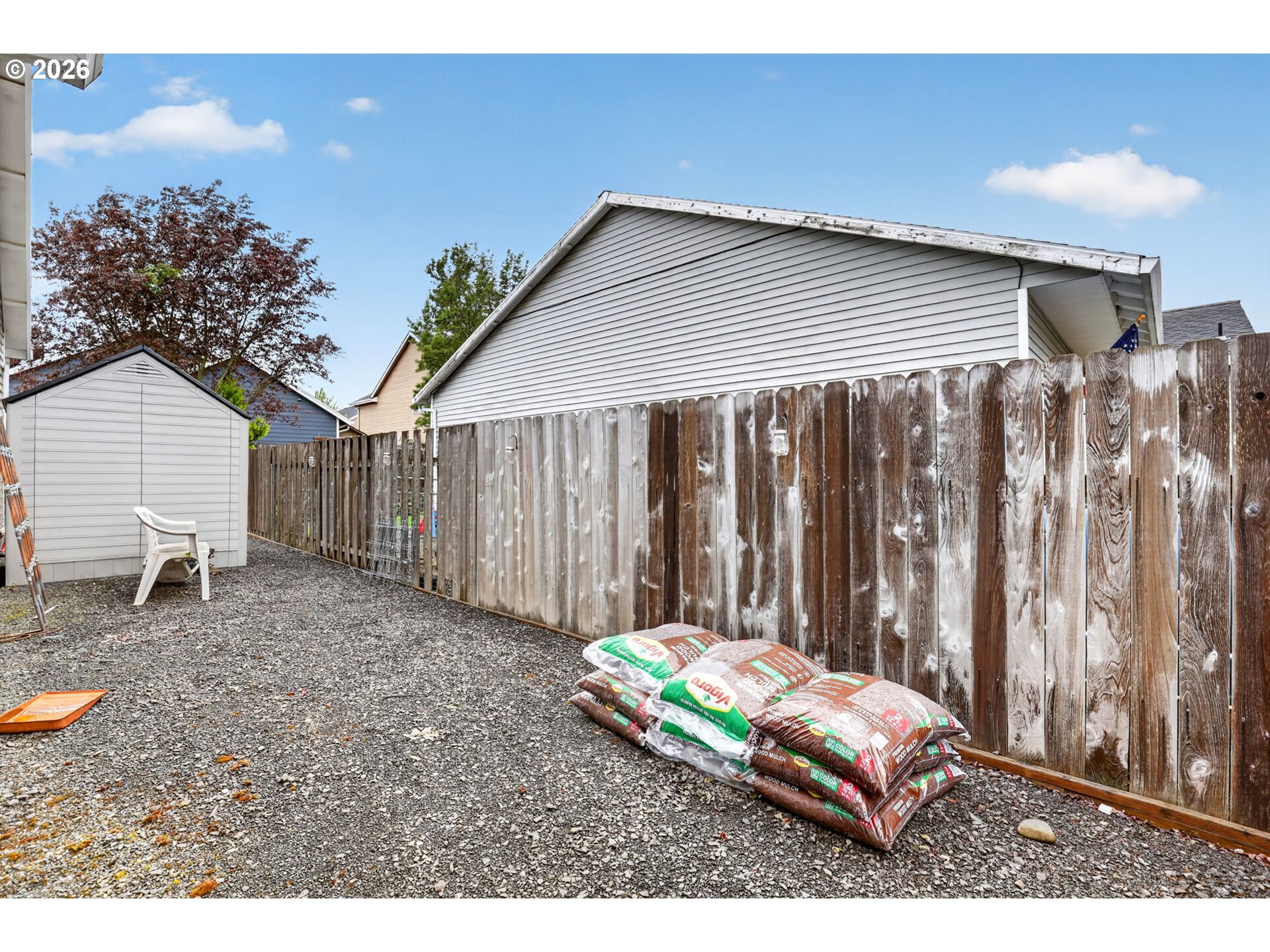 850 COLUMBIA DR
