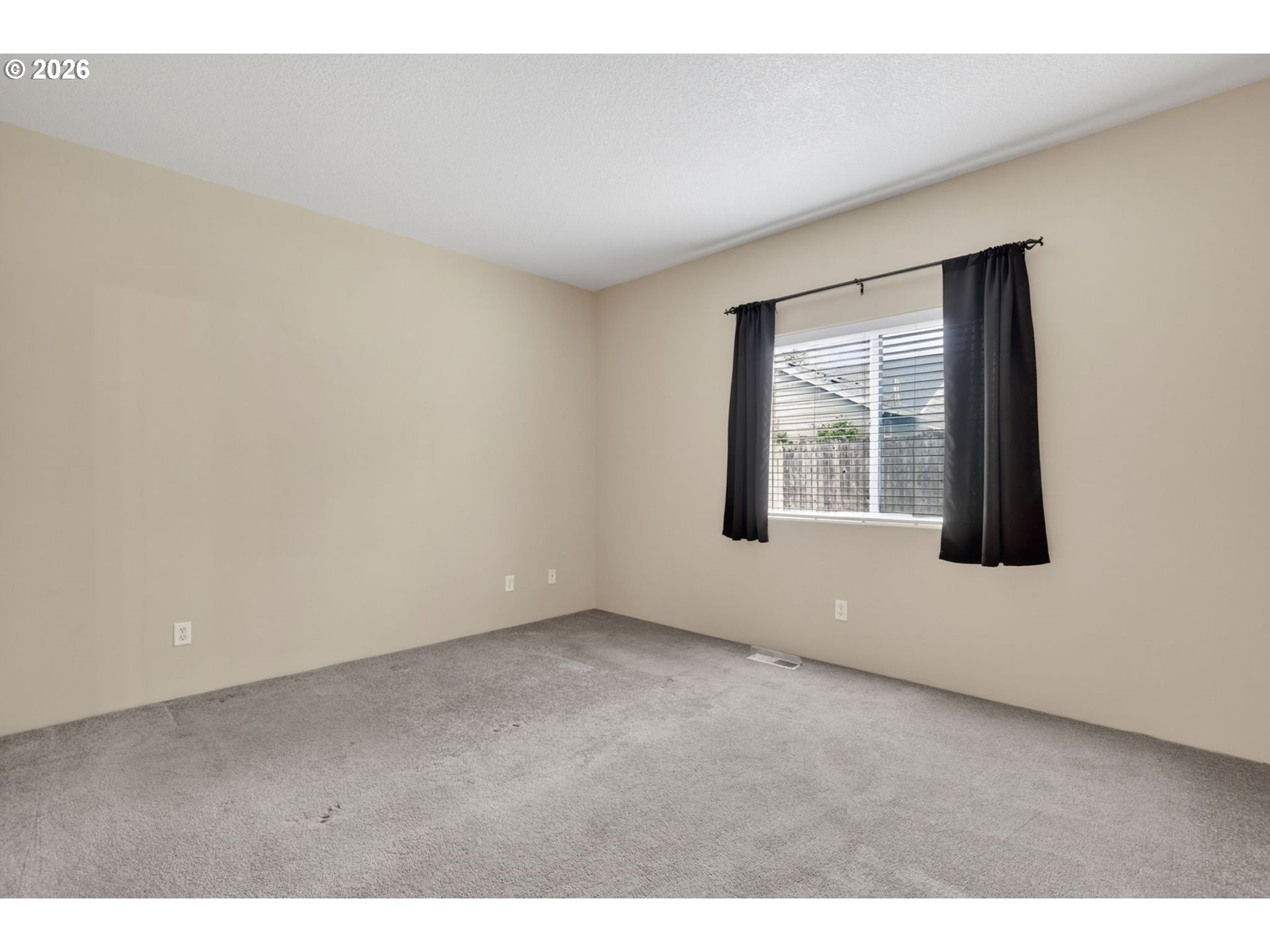 850 COLUMBIA DR