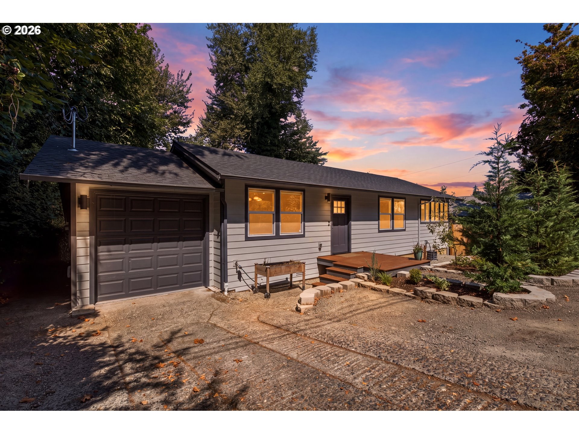 210 NE 45TH ST