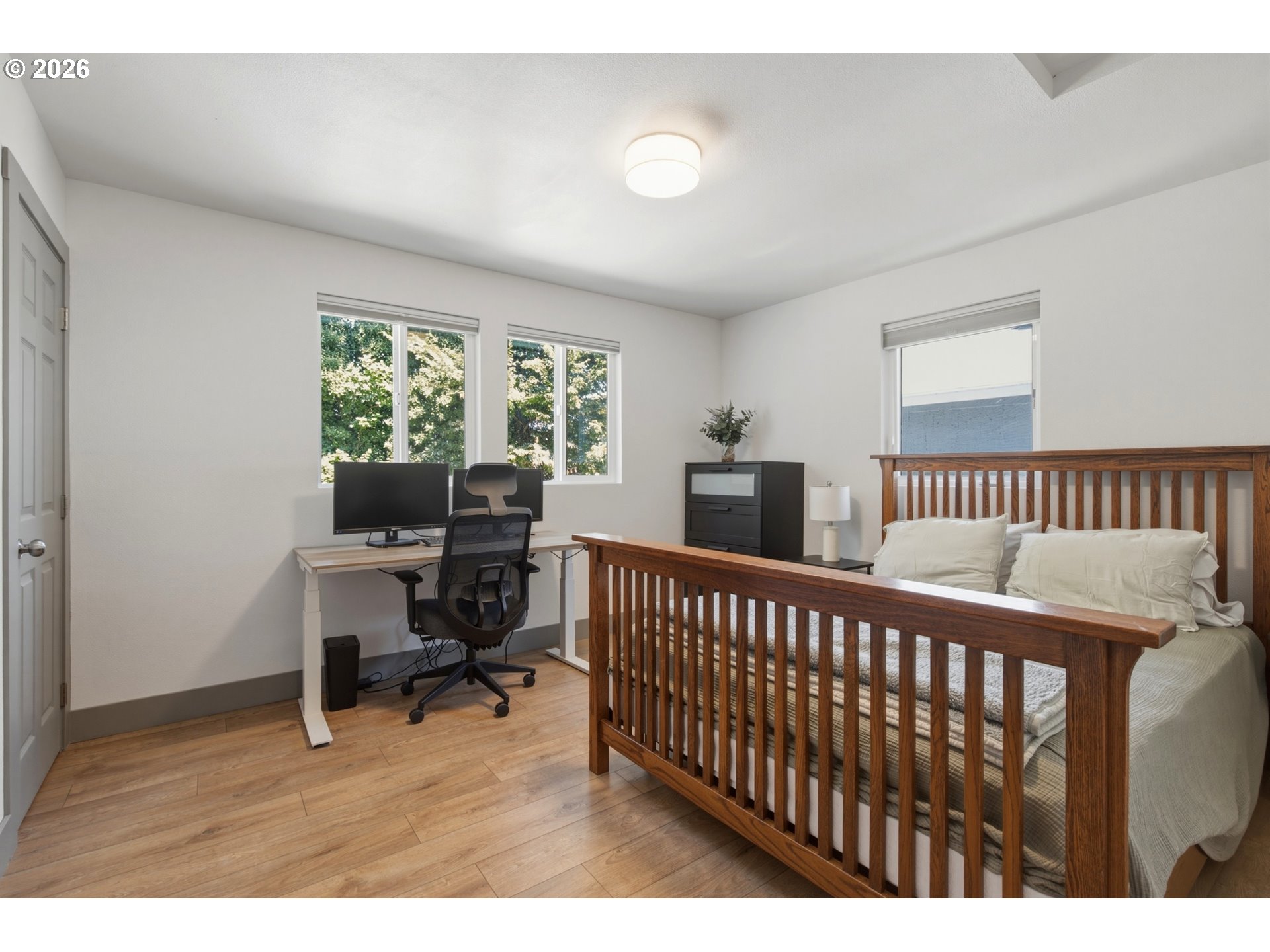 210 NE 45TH ST